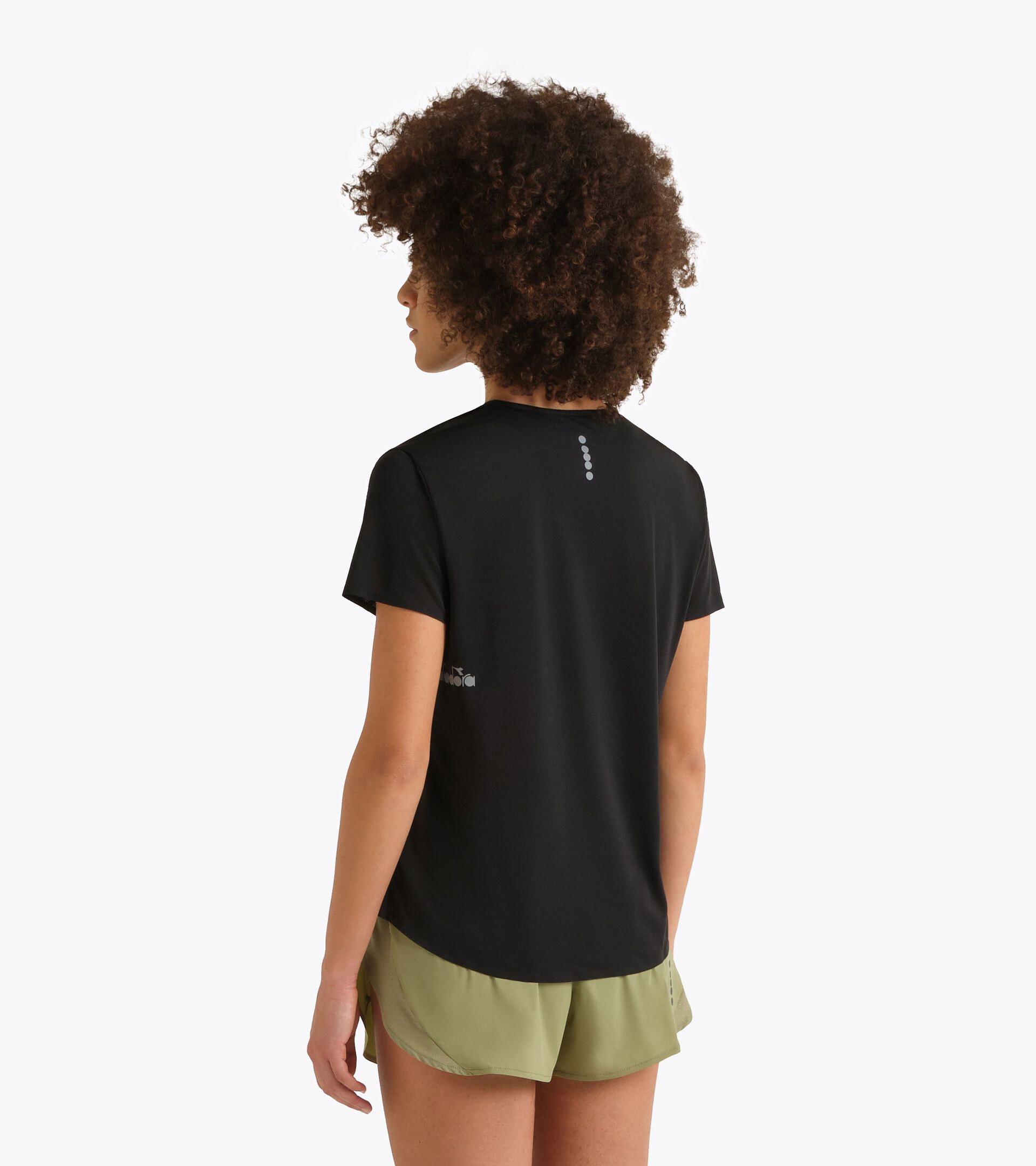 Camiseta FIBRAZERO superligera  - Running - Mujer
 L. SS T-SHIRT SUPER LIGHT FIBRAZERO NEGRO - Diadora