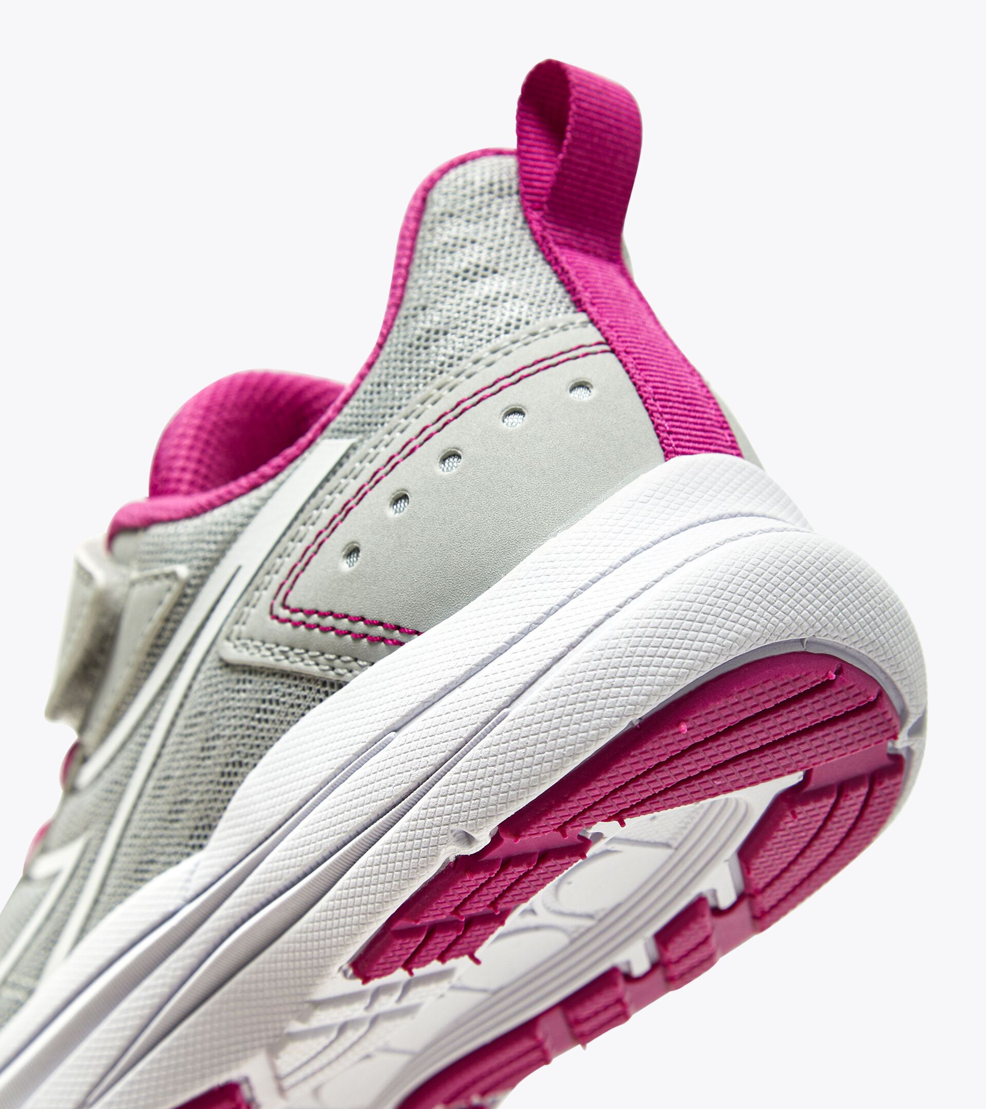 Laufschuhe Junior SNIPE JR SILBER DD/ROSE VIOLETT - Diadora