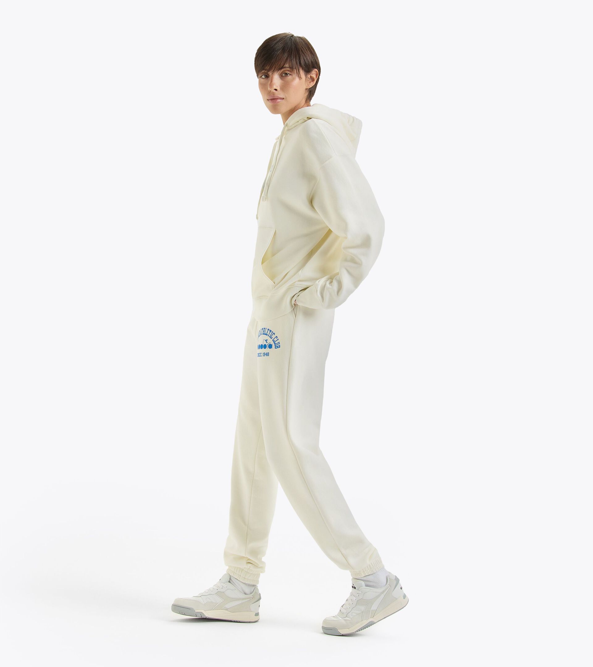 Hoodie - Gender Neutral HOODIE 1948 ATHL. CLUB BUTTER WHITE - Diadora