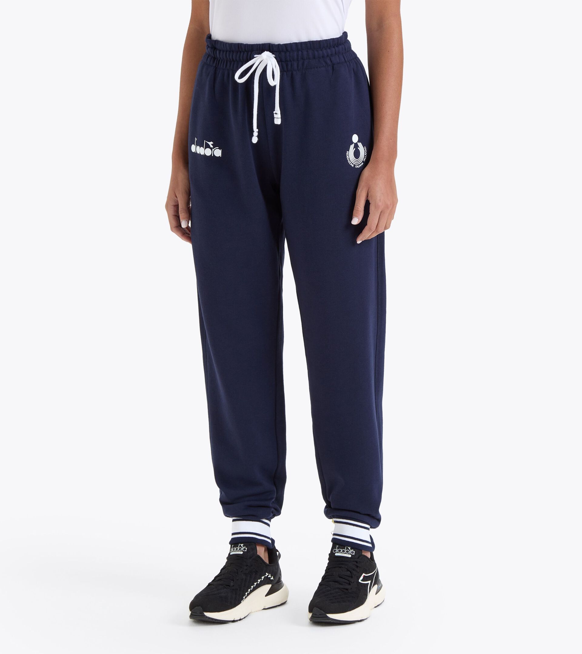 Representative tracksuit - Italy Women’s National Beach Volleyball Team PANTA FELPA RAPPR.ZA DONNA BV23 ITA CLASSIC NAVY - Diadora