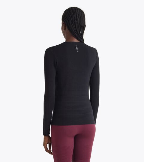 L. LS T-SHIRT STRATOUNO, BLACK Long-sleeved, technical t-shirt for temperature control - Running - Women’s
L. LS T-SHIRT STRATOUNO BLACK - Diadora