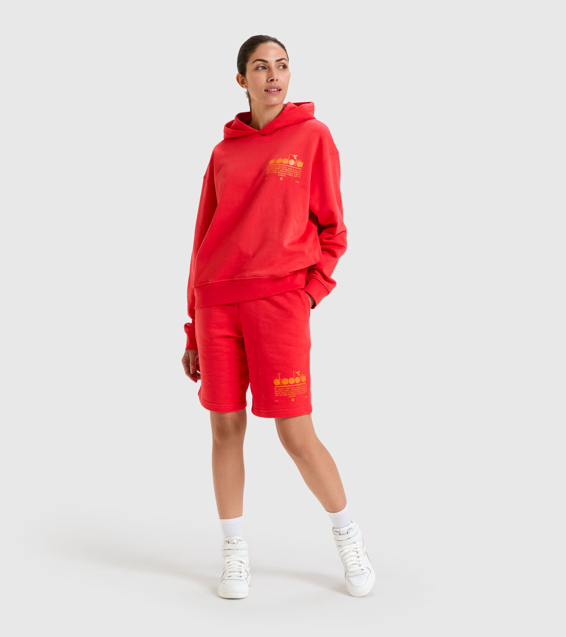 Bermudas aus aufgerauter Baumwolle - Unisex BERMUDA MANIFESTO MOHNBLUME ROT - Diadora