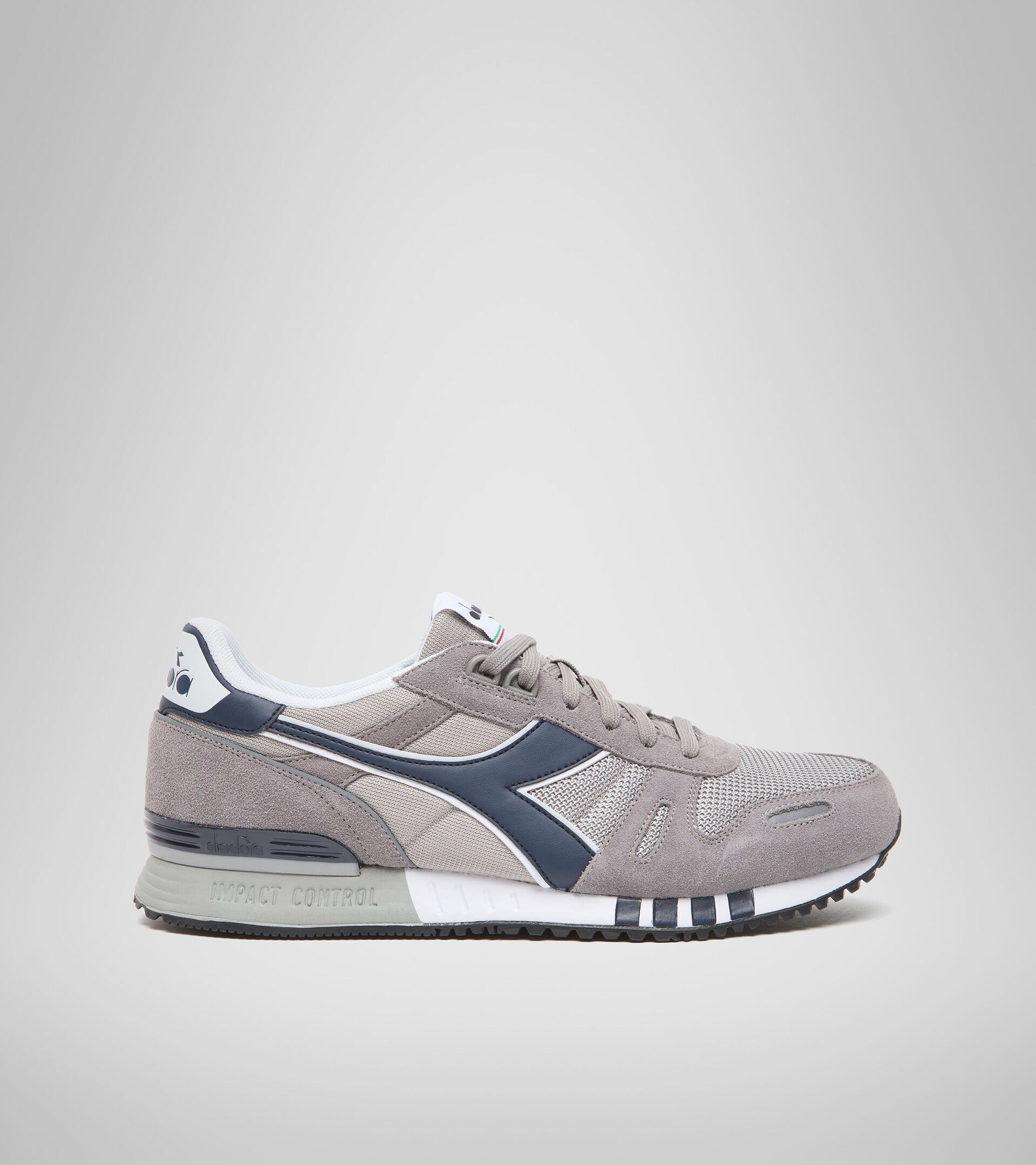 Sports shoe - Men TITAN PALOMA GREY/BLUE DENIM - Diadora