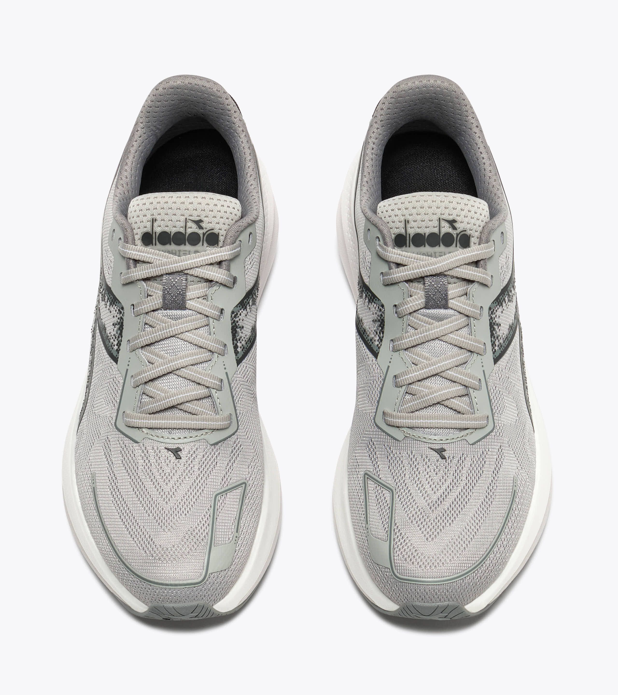 MYTHOS BLUSHIELD VIGORE V W Running shoe - Stability and