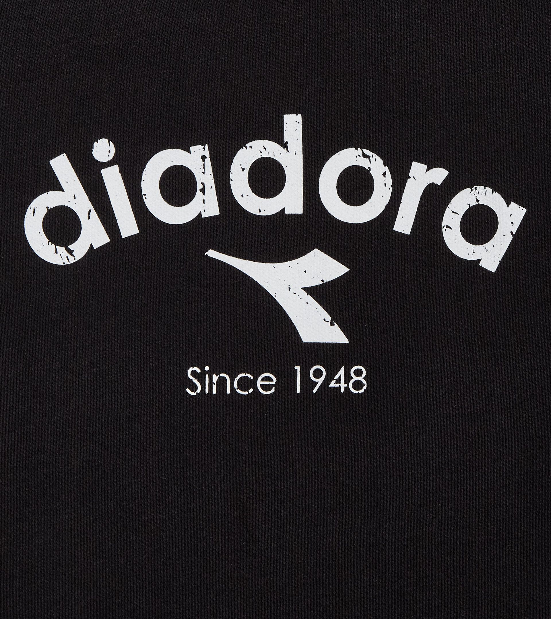 T-shirt - Gender Neutral
 T-SHIRT SS ATHL. LOGO BLACK - Diadora