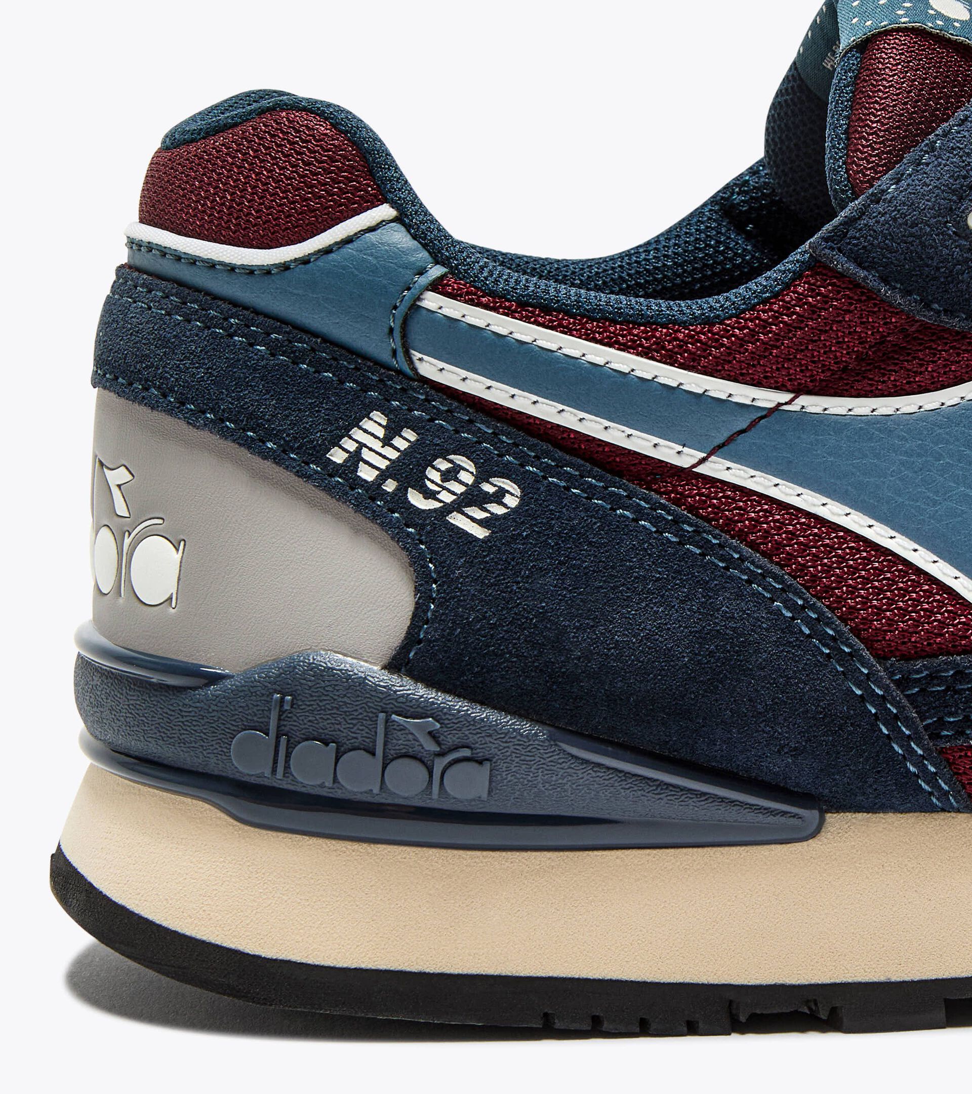 Sports sneakers - All-Gender N.92 ADVANCE CABERNET - Diadora