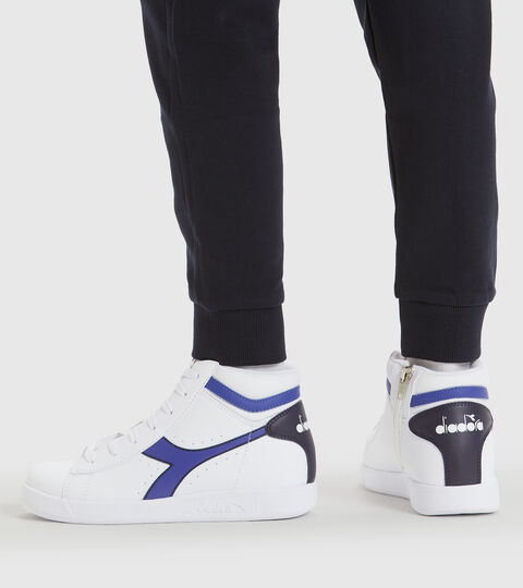 GAME P HIGH GS, BIANCO/BLU CLASSICO Footwear Sport BAMBINO GAME P HIGH GS BIANCO/BLU CLASSICO Diadora