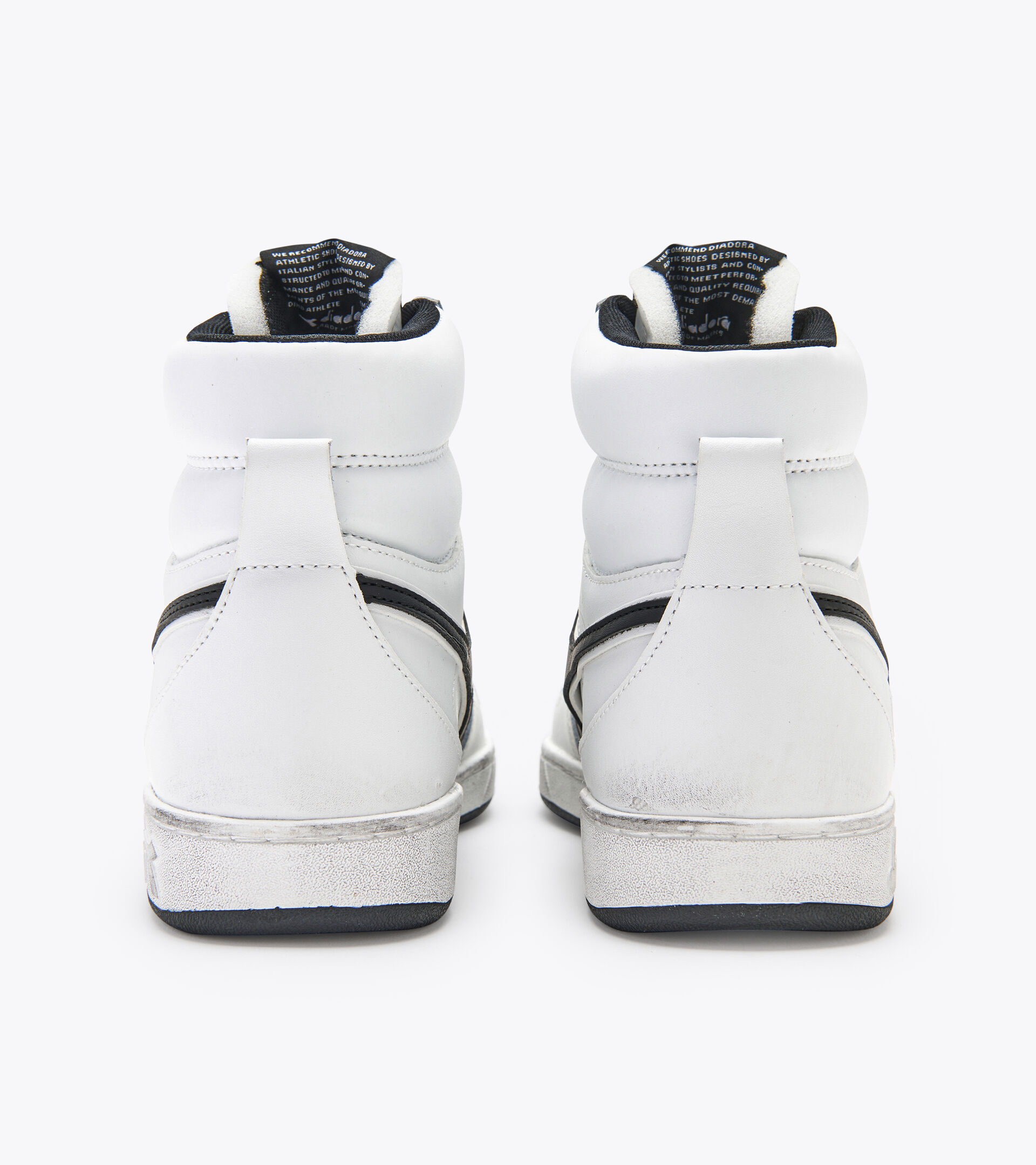 Sporty sneakers - Unisex MAGIC BASKET MID ICONA WEISS/WEISS/SCHWARZ - Diadora