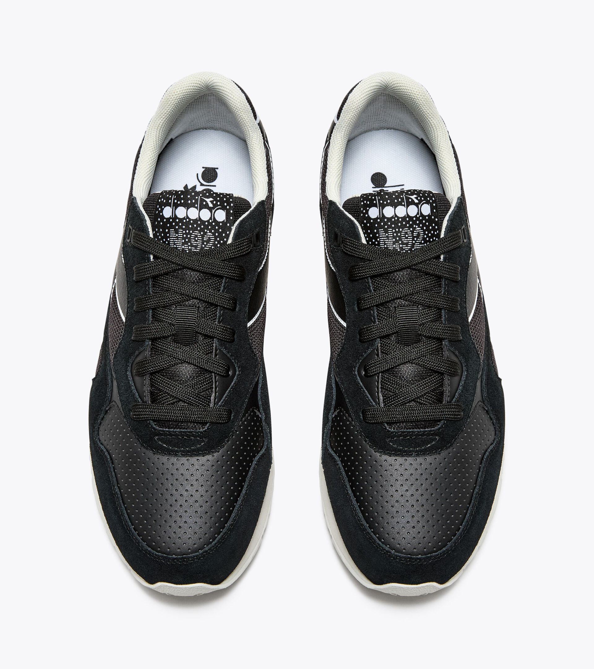 Sports sneakers - All-Gender
 N.92 ADVANCE BLACK/BLACK - Diadora