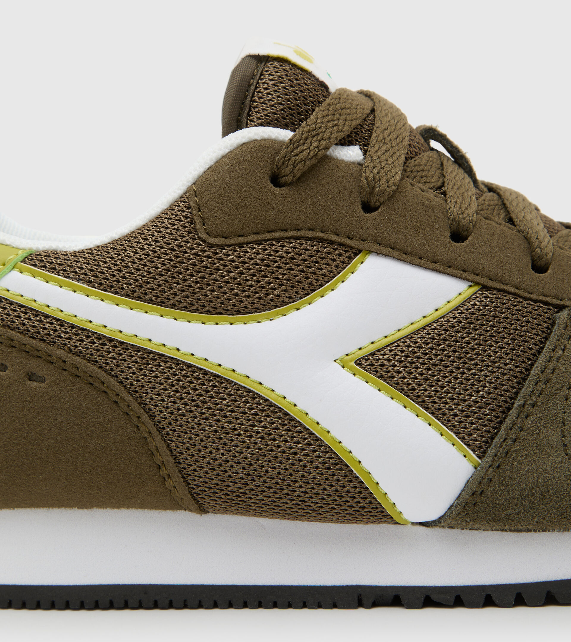 Sports shoes - Youth 8-16 years SIMPLE RUN GS OLIVE GREEN - Diadora