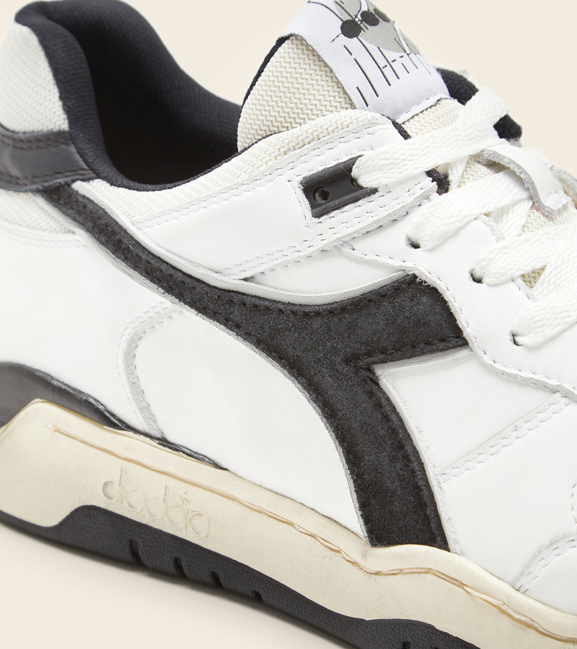 Heritage-Schuh Made in Italy - Unisex B.560 USED ITALIA BLANC/NOIR (C0351). - Diadora