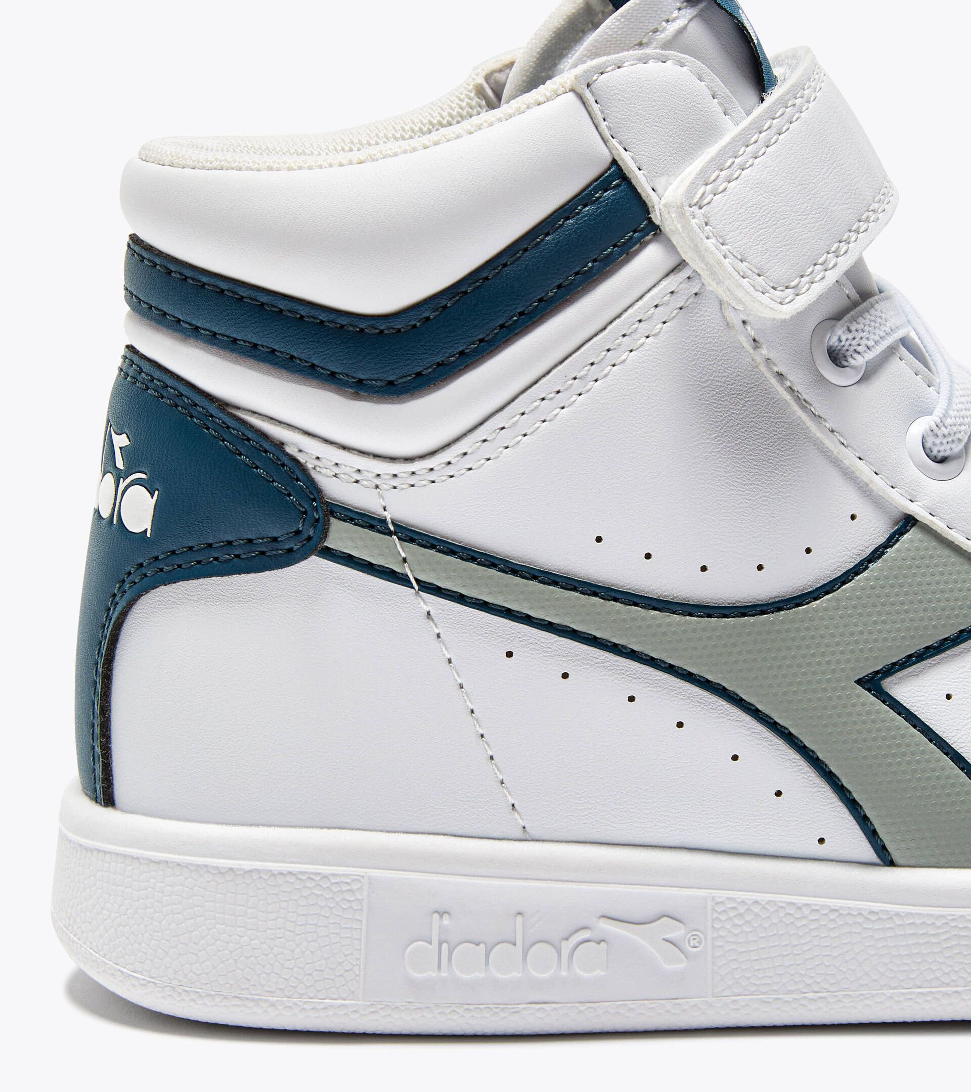 Sports shoes - Kids 4-8 years GAME P HIGH PS WHITE /BELGIAN BLOCK - Diadora