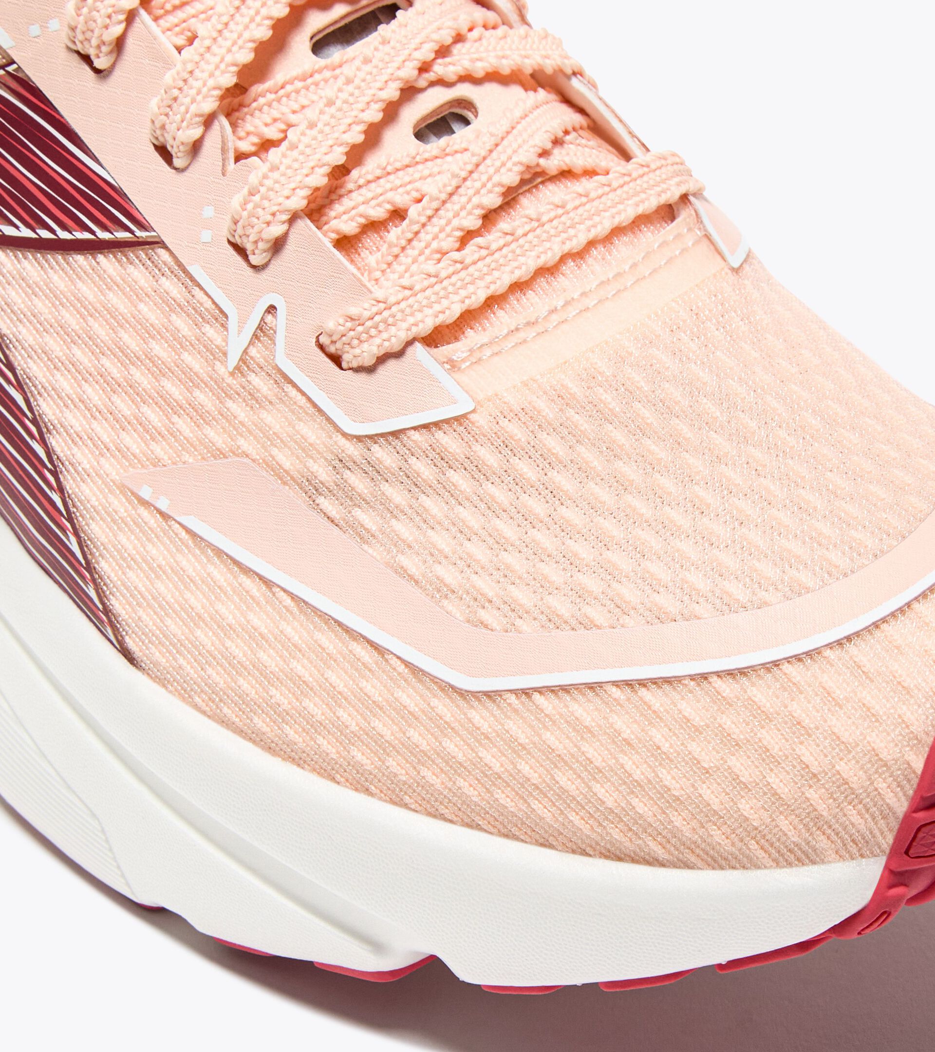 Running shoe - Lightness and reactivity - Women&rsquo;s FREQUENZA 2 W SCALLOP SHELL/WINERY - Diadora