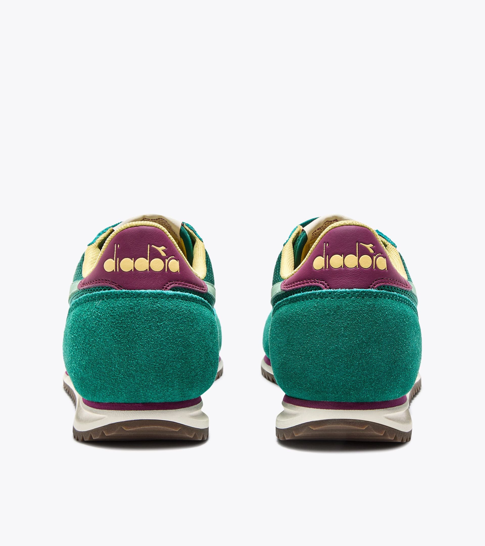 Low-profile suede sneaker - All-gender CROSS BEAR GRASS /GRAYED JADE - Diadora