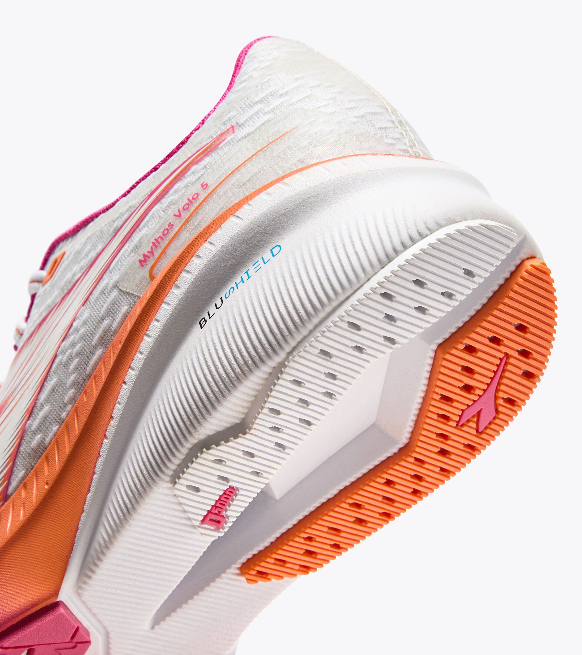 Laufschuh - Stabilität und Leichtigkeit - Damen MYTHOS BLUSHIELD VOLO 5 W WHITE/FANDANGO PINK/NECTARINE - Diadora