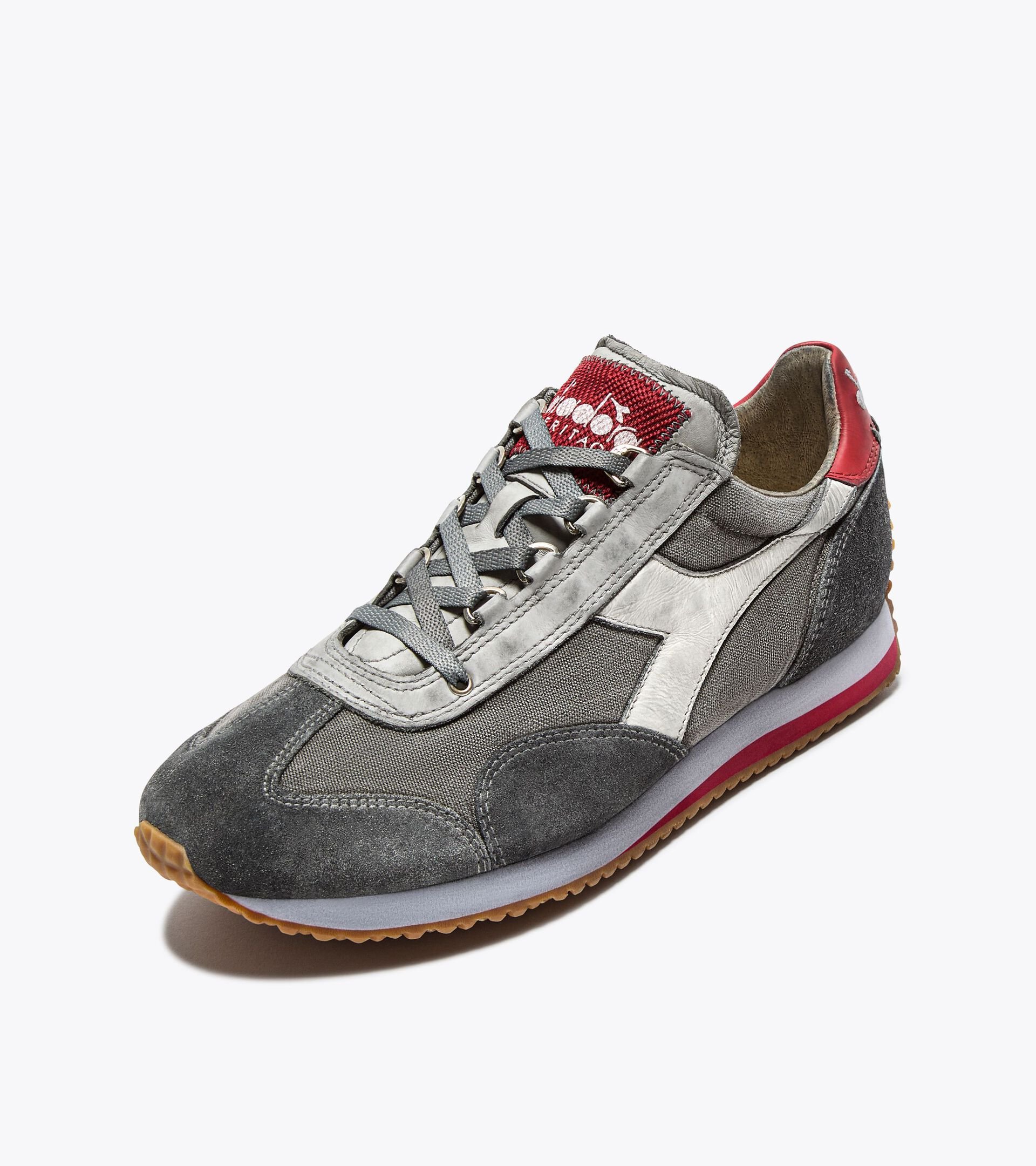Heritage leather sneaker - All-Gender
 EQUIPE DIRTY SW EVO DAWN BLUE - Diadora