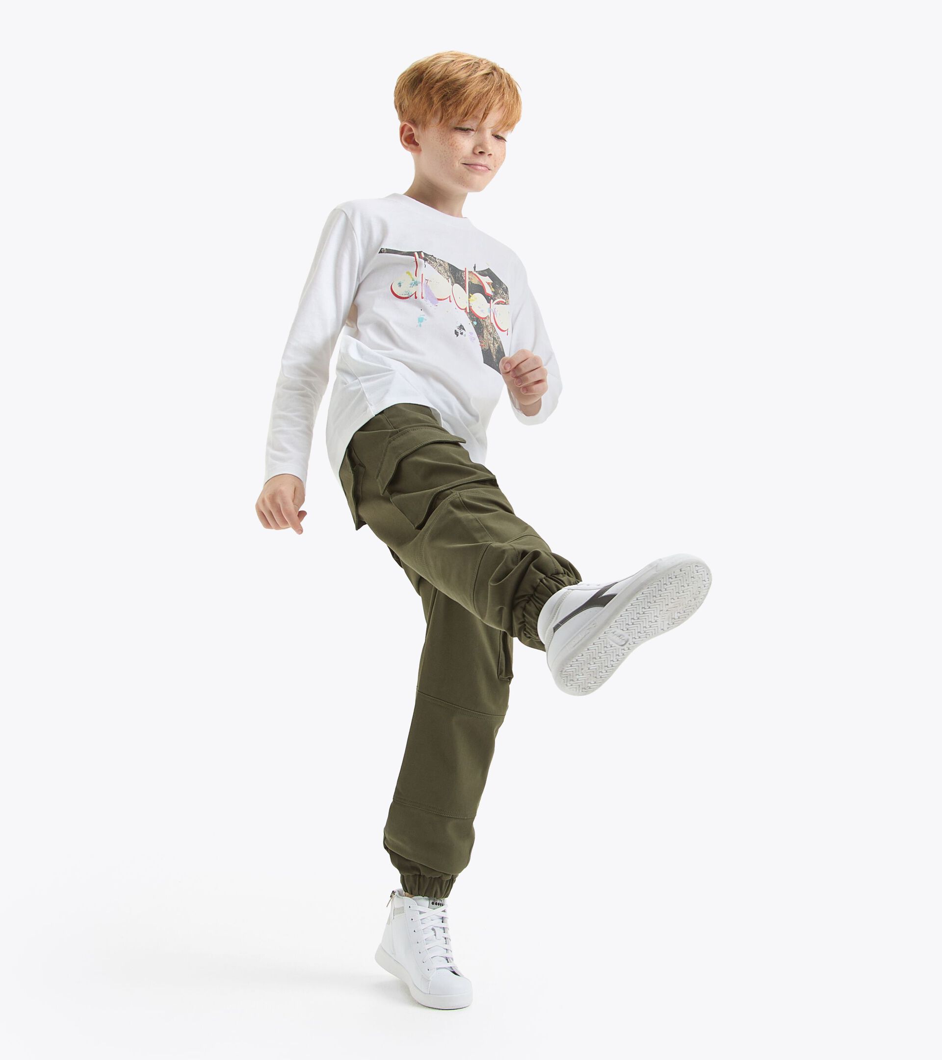 Pantalón cargo - Niño
 JB.CARGO PANT FIR VERDE CAZADOR - Diadora