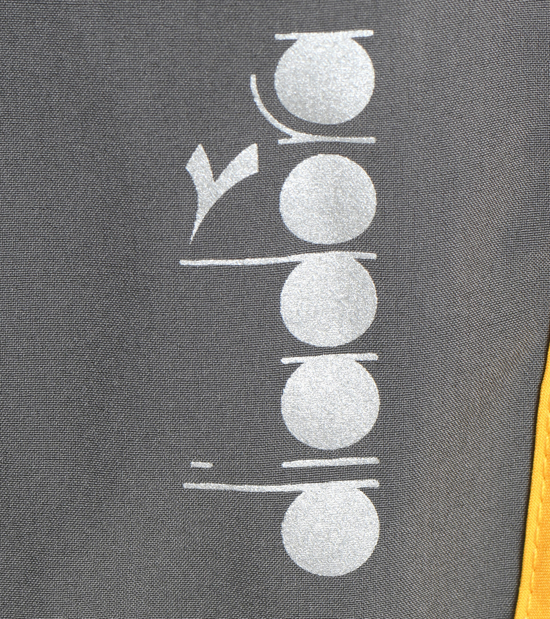 Running shorts - Men SHORT RUN GREY QUIET SHADE - Diadora