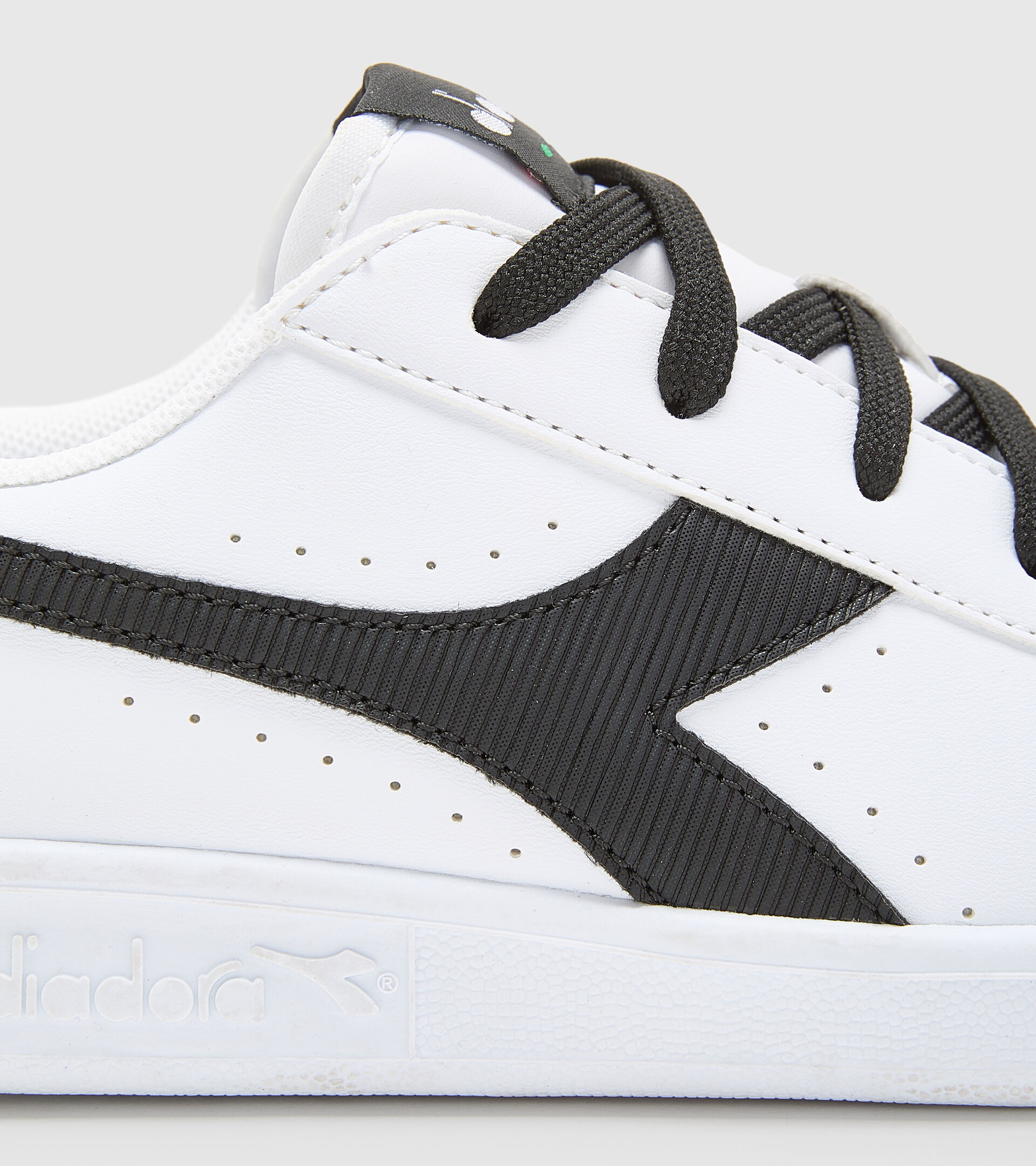 Sports shoes - Youth 8-16 years GAME P GS GIRL WHITE/WHITE/BLACK - Diadora