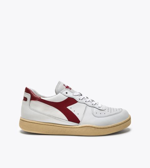 Heritage shoe - Gender Neutral MI BASKET LOW USED WHITE/GARNET - Diadora