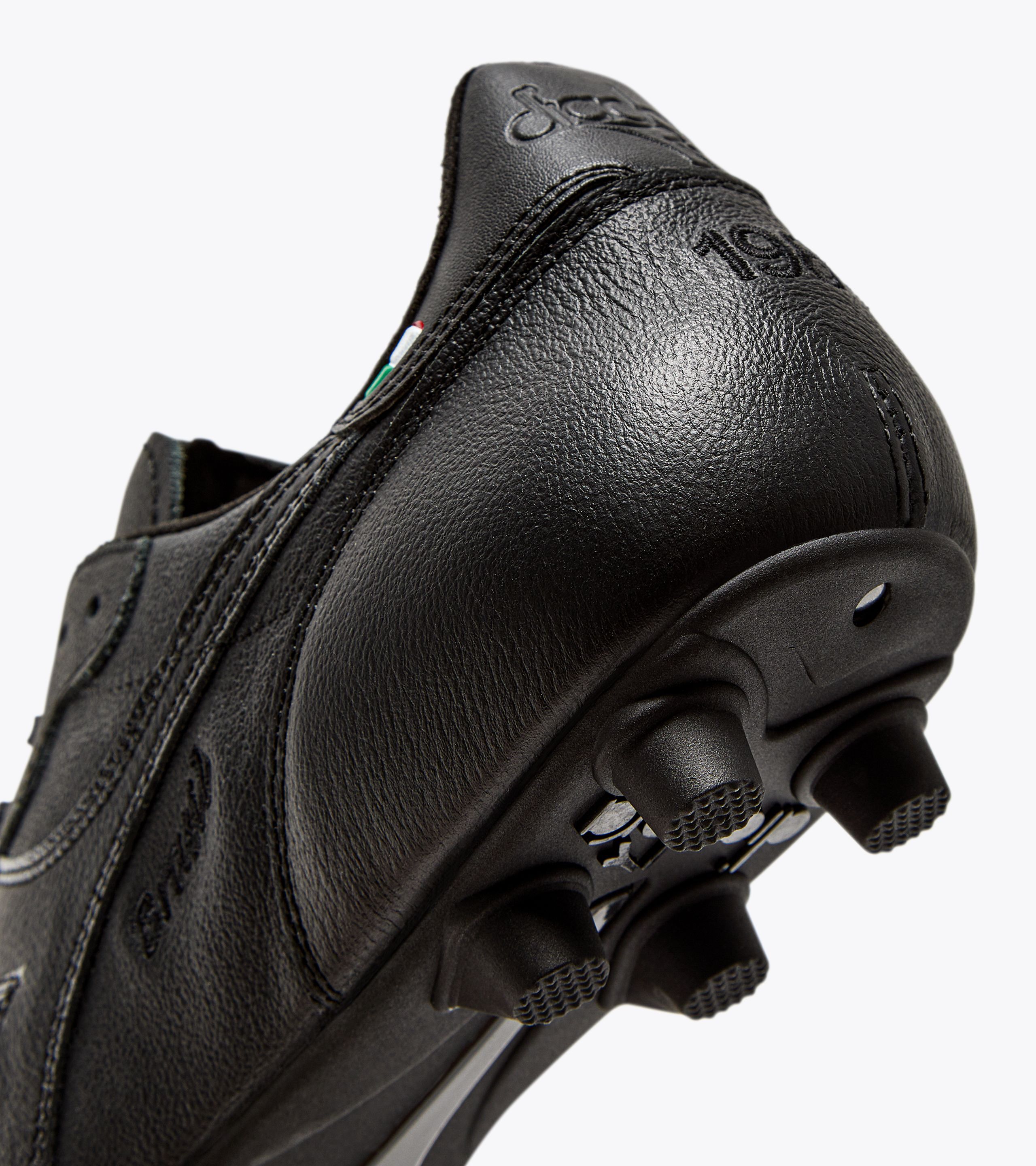 Soccer Cleats Shoes Diadora Online Shop