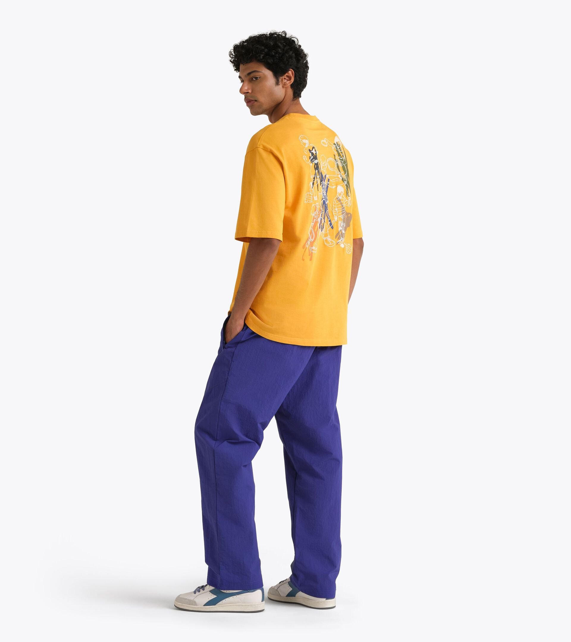 T-Shirt Legacy - Made in Italy - F&uuml;r alle Geschlechter
 T-SHIRT SS LEGACY II GOLD HANDWERKER - Diadora