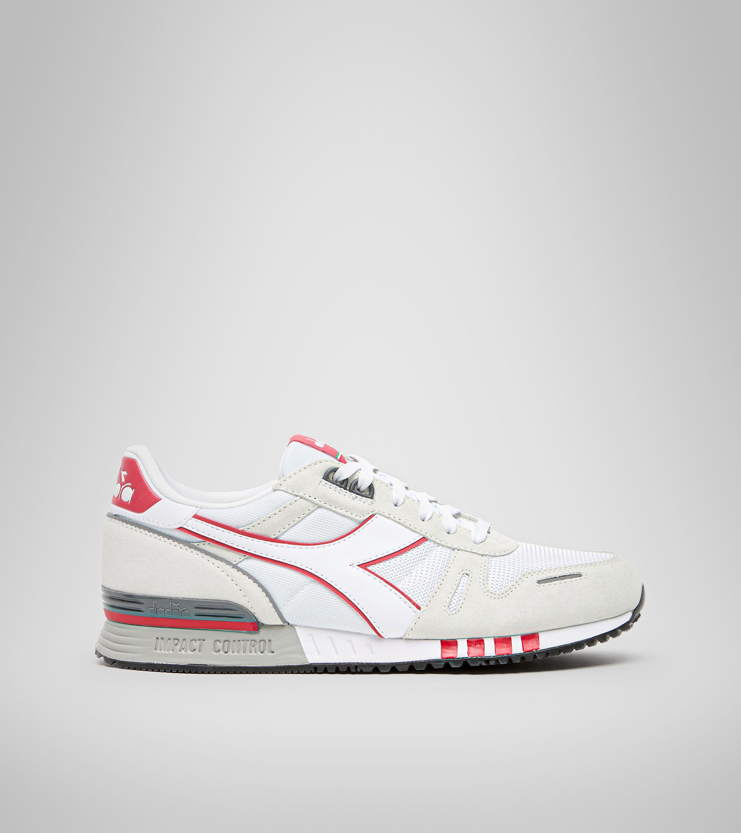 diadora titan wn premium