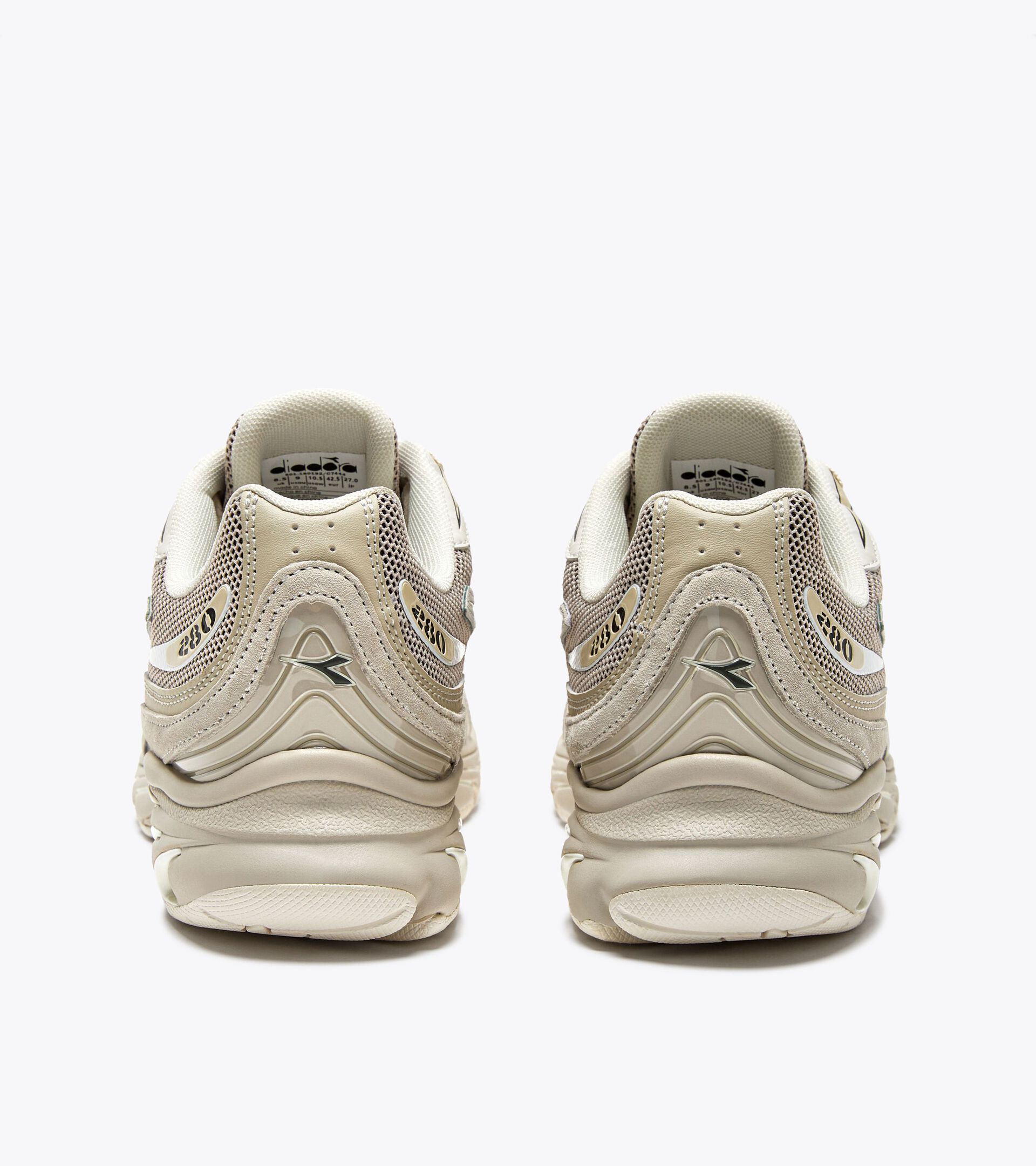 Sporty sneakers - All-Gender MYTHOS PROPULSION 280 M2 SUEDE FOG/SILVER GRAY - Diadora