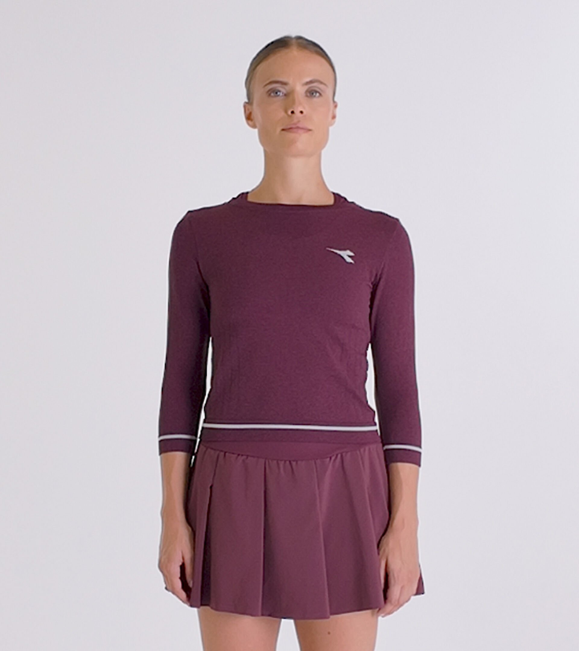 3/4-sleeve thermoregulating technical tee - Tennis - Women's L. 3/4 T-SHIRT ICON STRATOUNO MAROON BANNER - Diadora