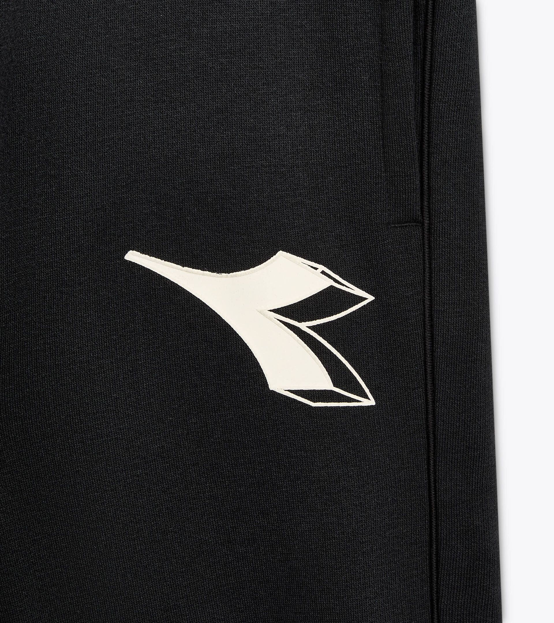 Sporthose - Regular Fit - Kinder
JB. PANTS SCHWARZ - Diadora