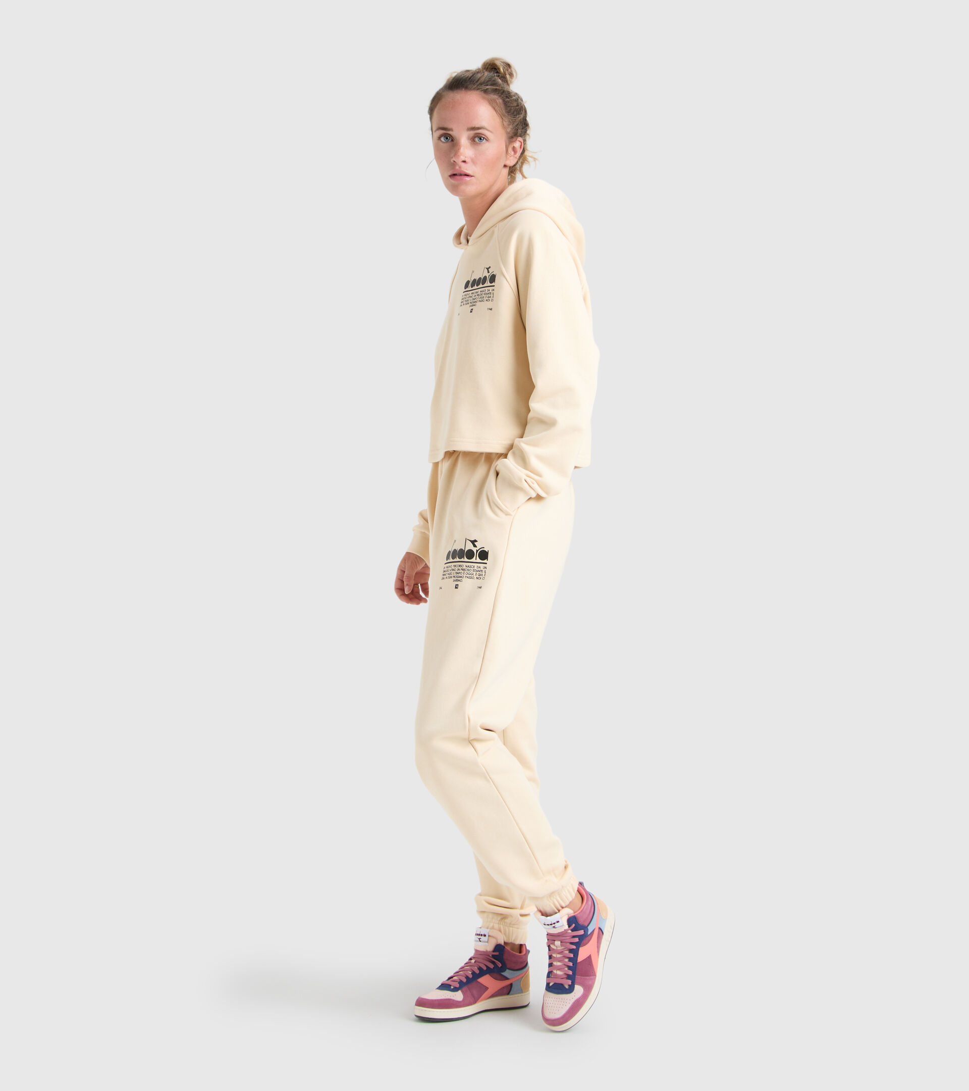Cotton hooded sweatshirt - Women’s L. HOODIE CROP MANIFESTO NAVAJO BEIGE - Diadora