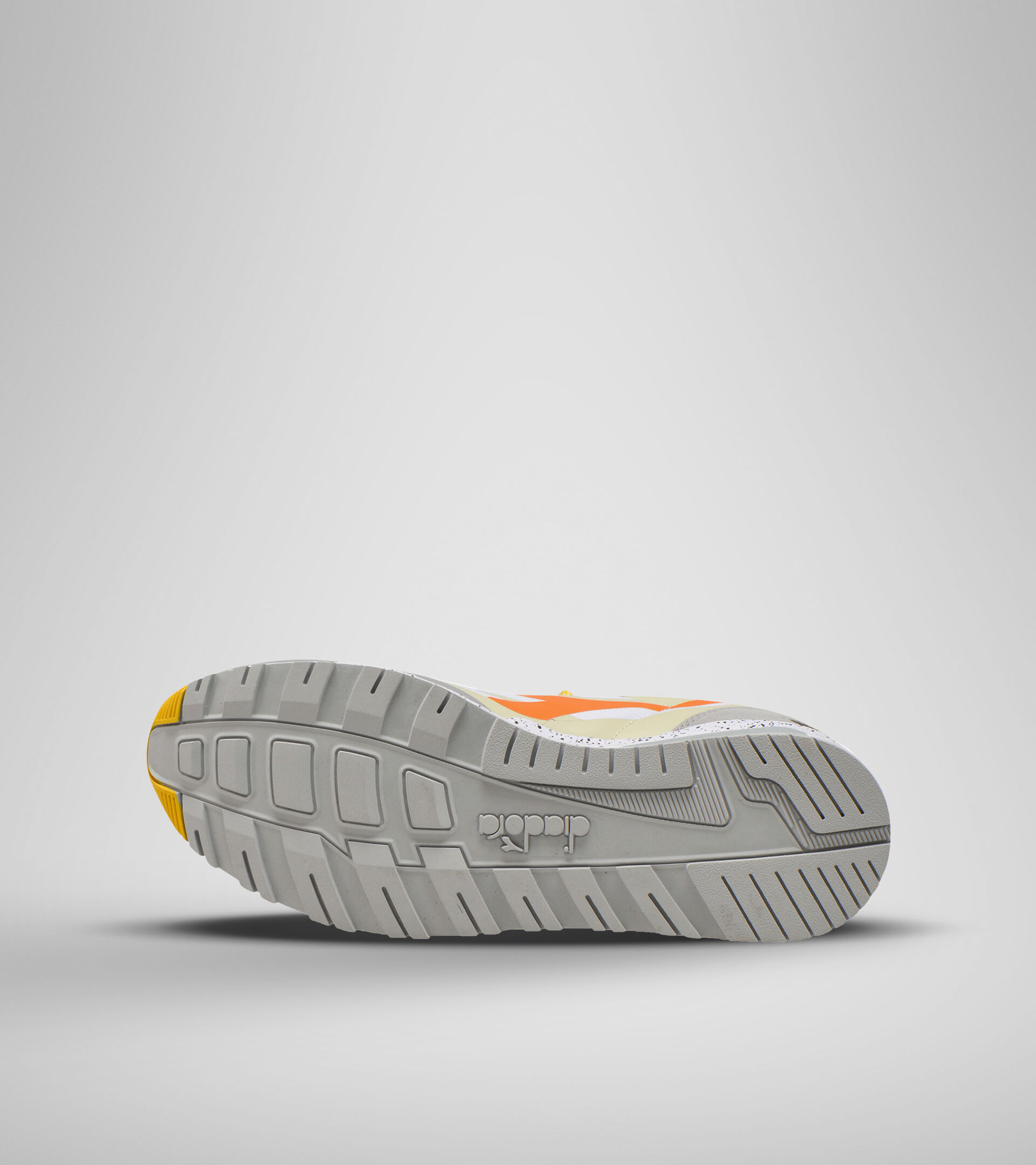 Sports shoe - Unisex N902 OUTDOOR SLEET/OYSTER WHITE/RUSSET ORAN - Diadora
