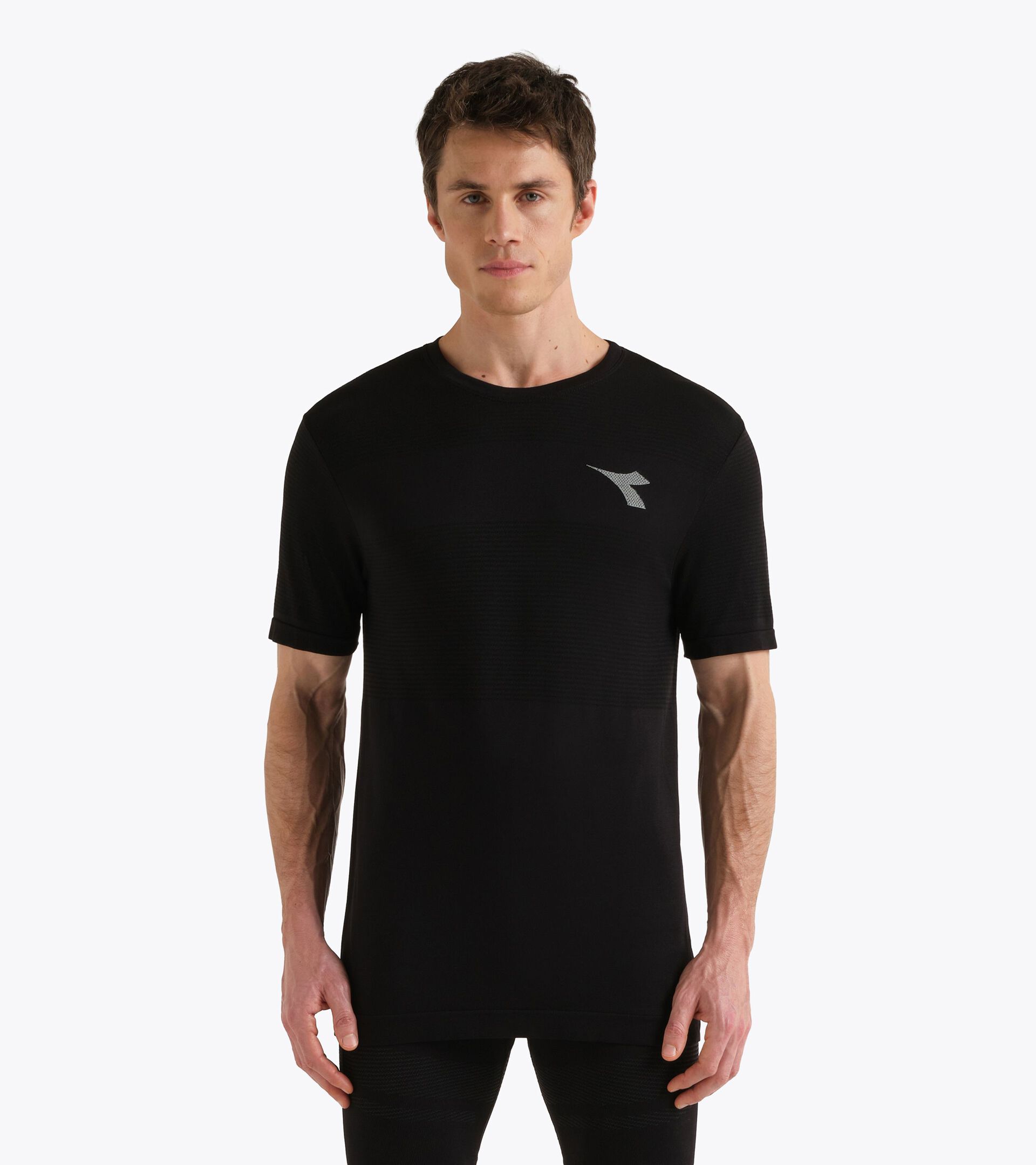 T-shirt technique pour le contr&ocirc;le de la temp&eacute;rature -  Running - Homme
 SS T-SHIRT STRATOUNO NOIR - Diadora