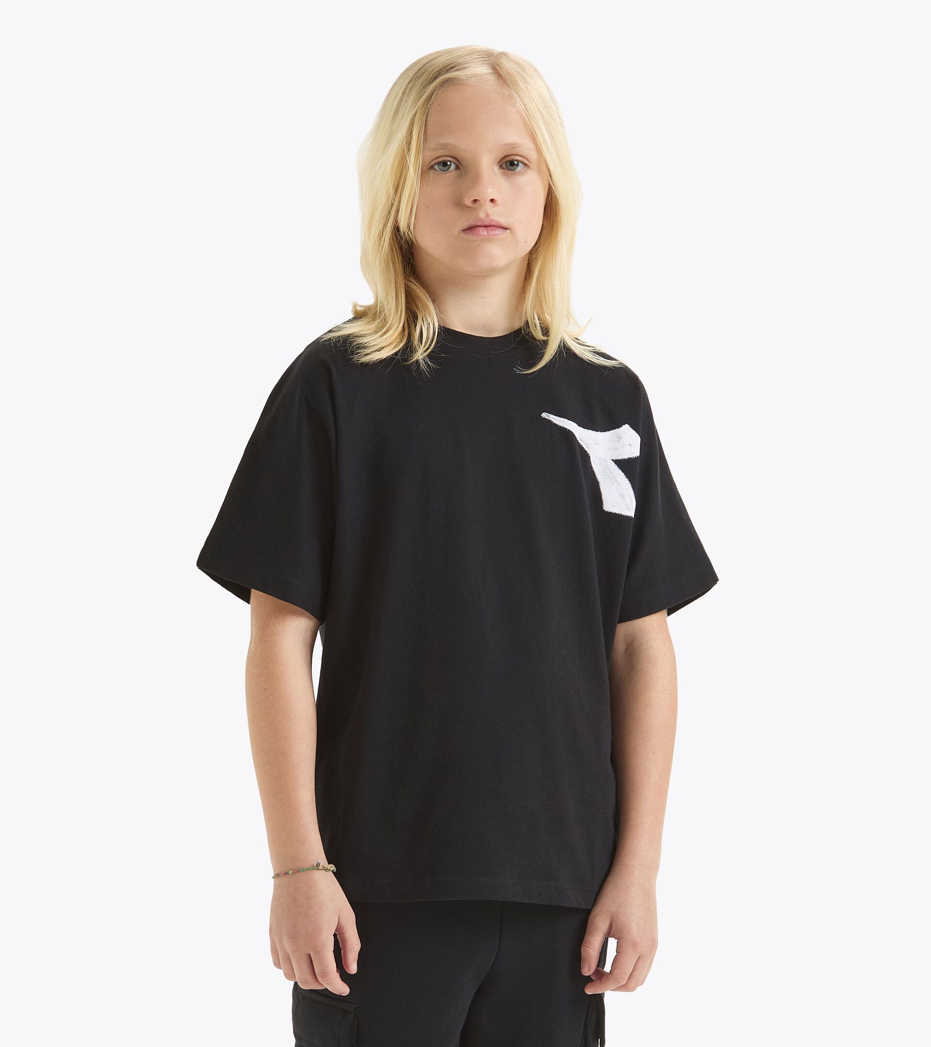 Cotton t-shirt - Boy
 JB. T-SHIRT SS SL GRAFFITI BLACK - Diadora
