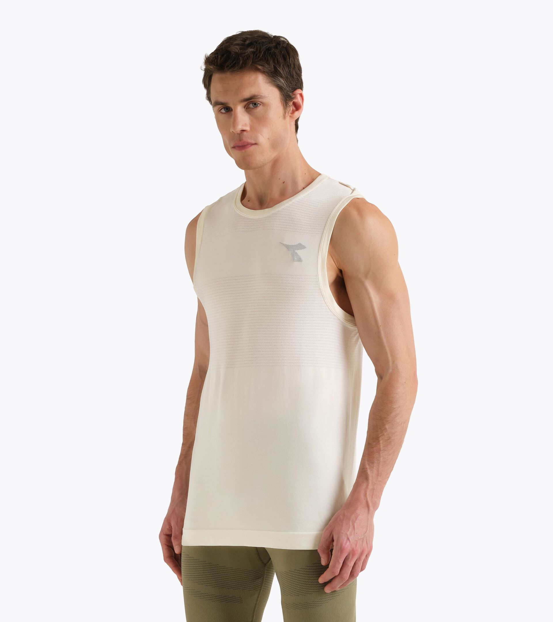 D&eacute;bardeur technique pour le contr&ocirc;le de la temp&eacute;rature -  Running - Homme TANK STRATOUNO BLANC HIVER - Diadora