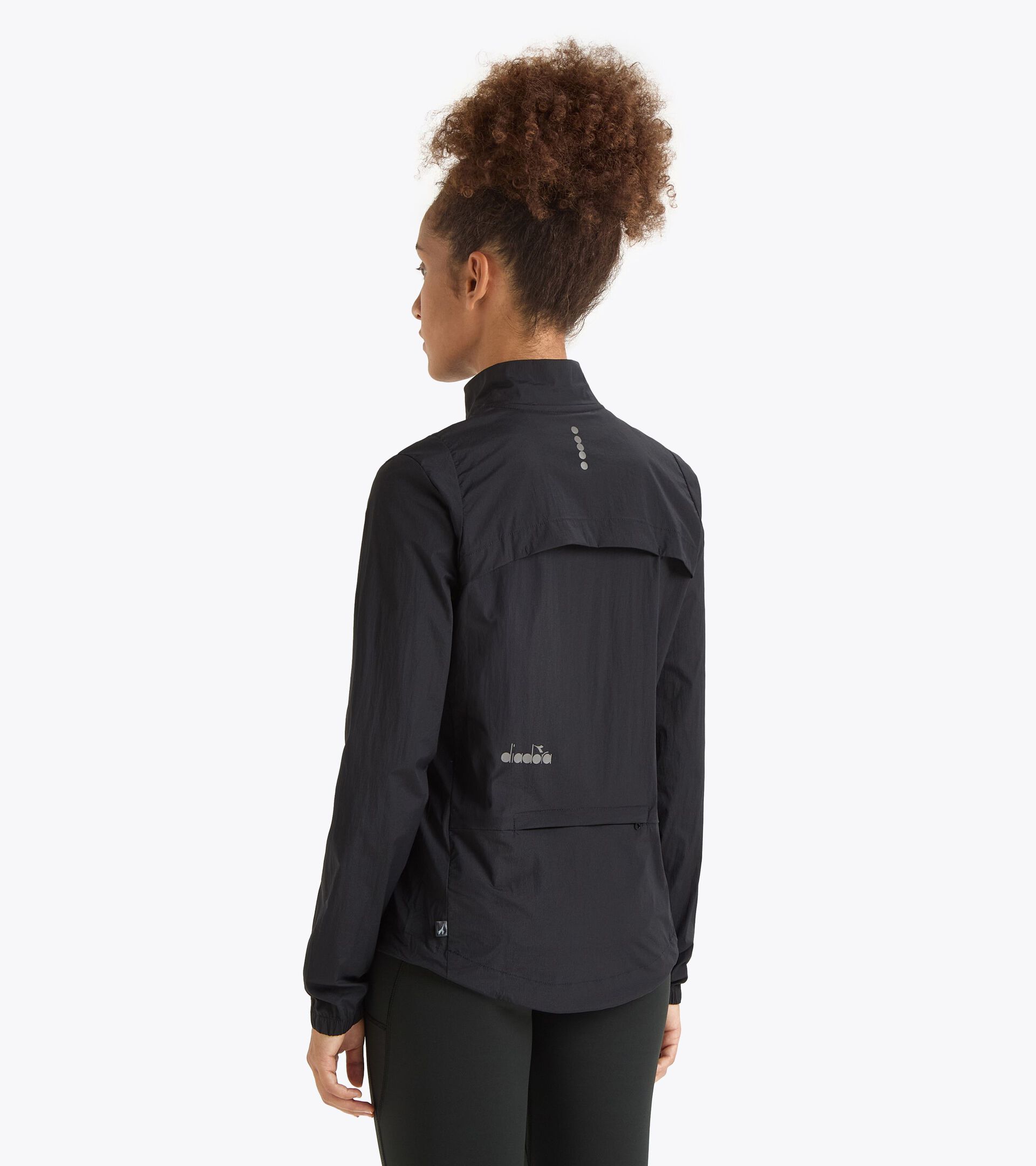 Packable windproof running jacket  - Women’s
 L. PACKABLE WIND JACKET BLACK - Diadora