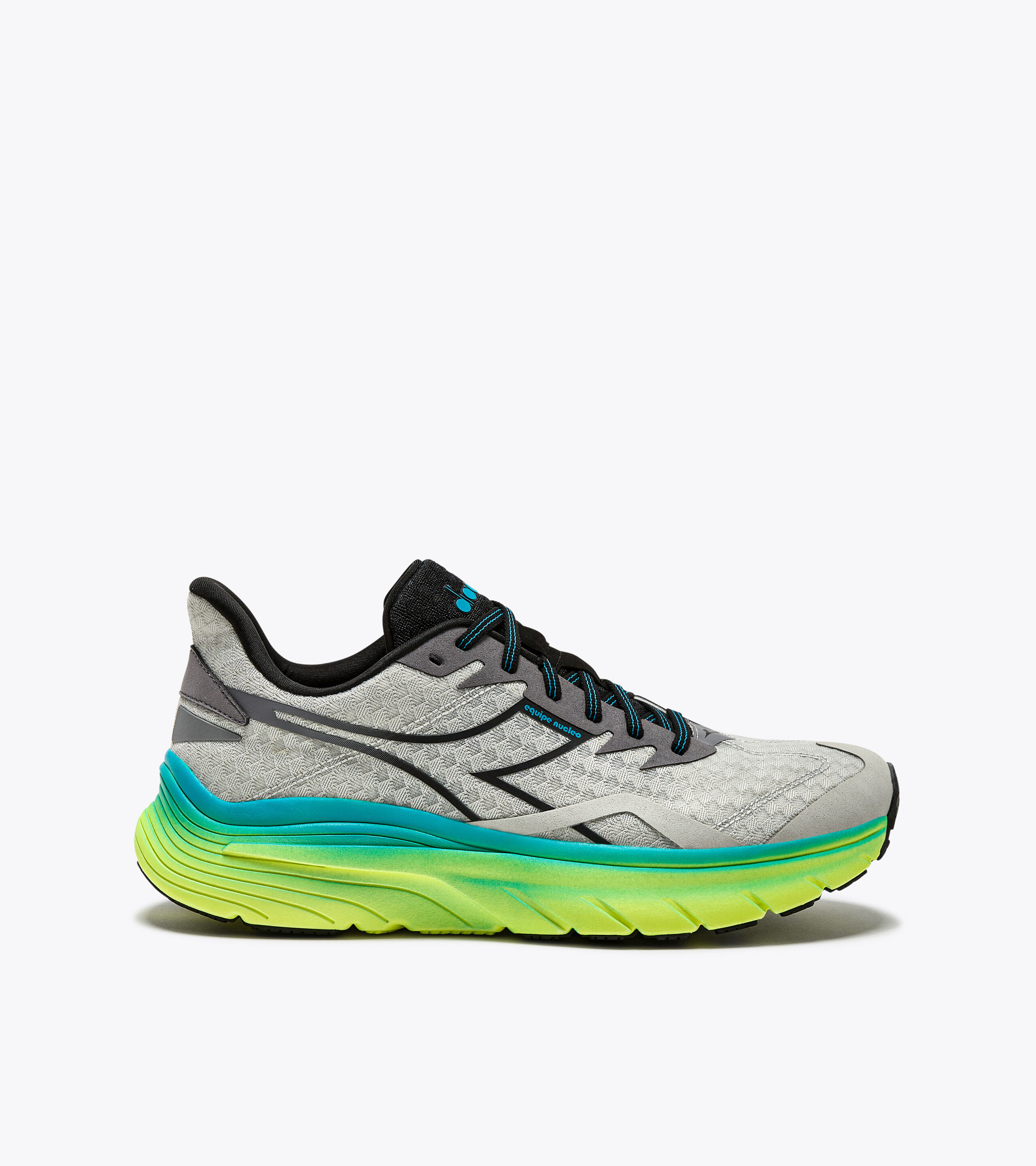 Colorful running shoes mens store