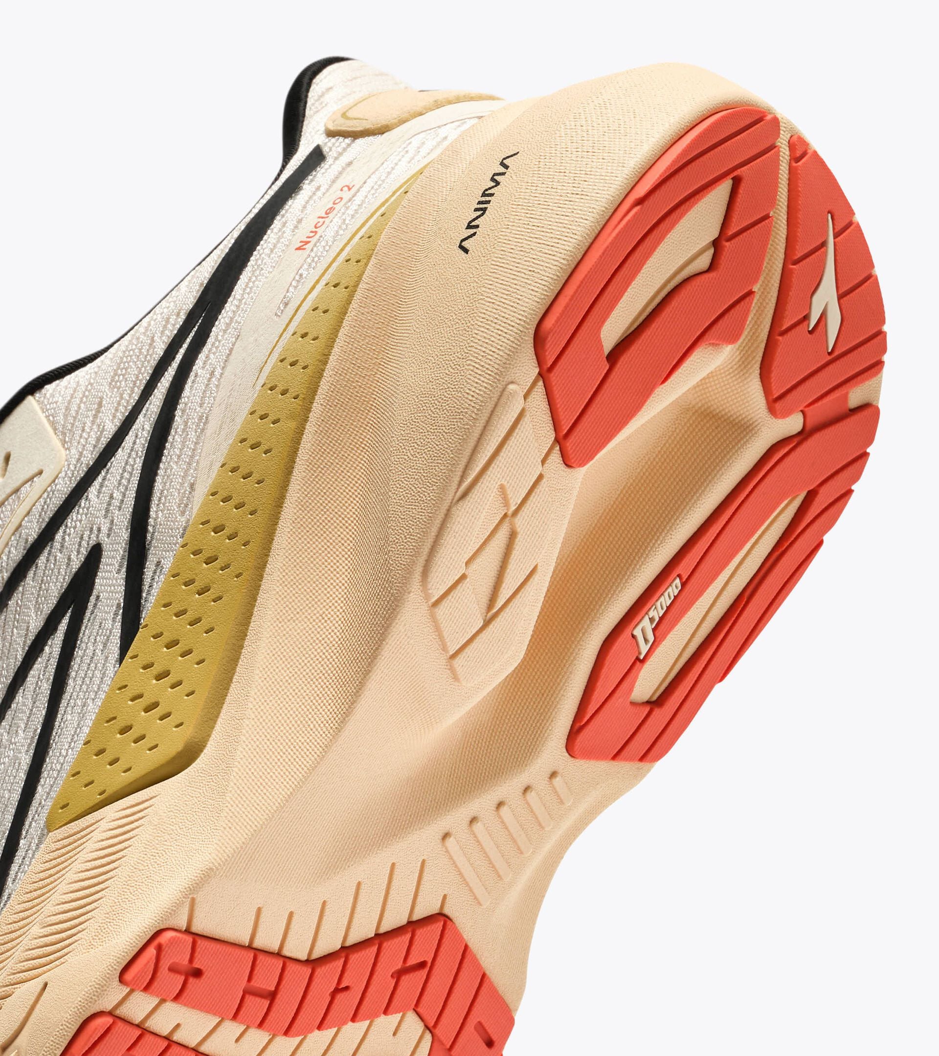 Running shoe - Comfort and stability - Men's NUCLEO 2 BUTTERCREAM /AUTUMN BLONDE - Diadora