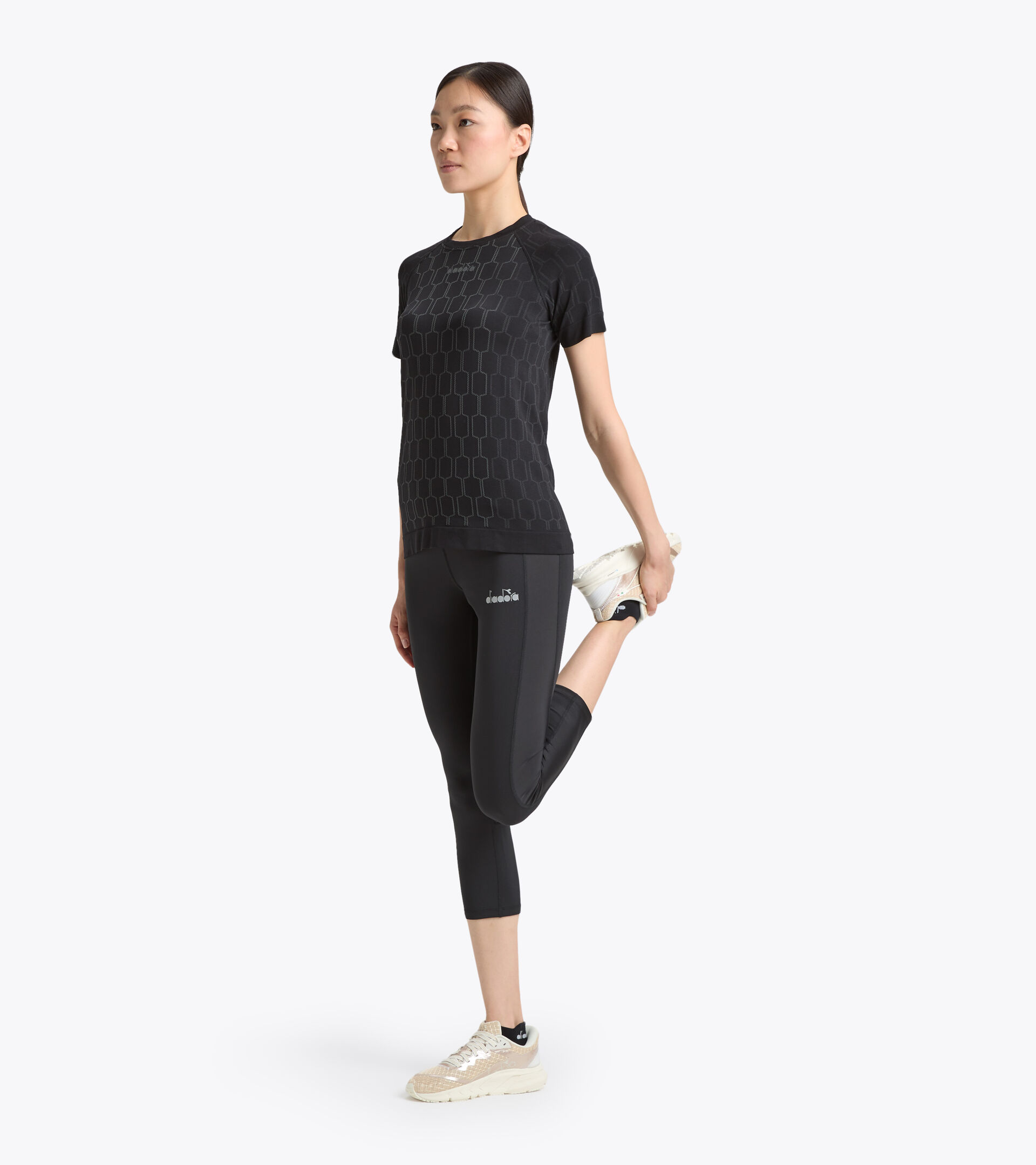 Running leggings - Women L. 6/8 TIGHTS BE ONE BLACK - Diadora