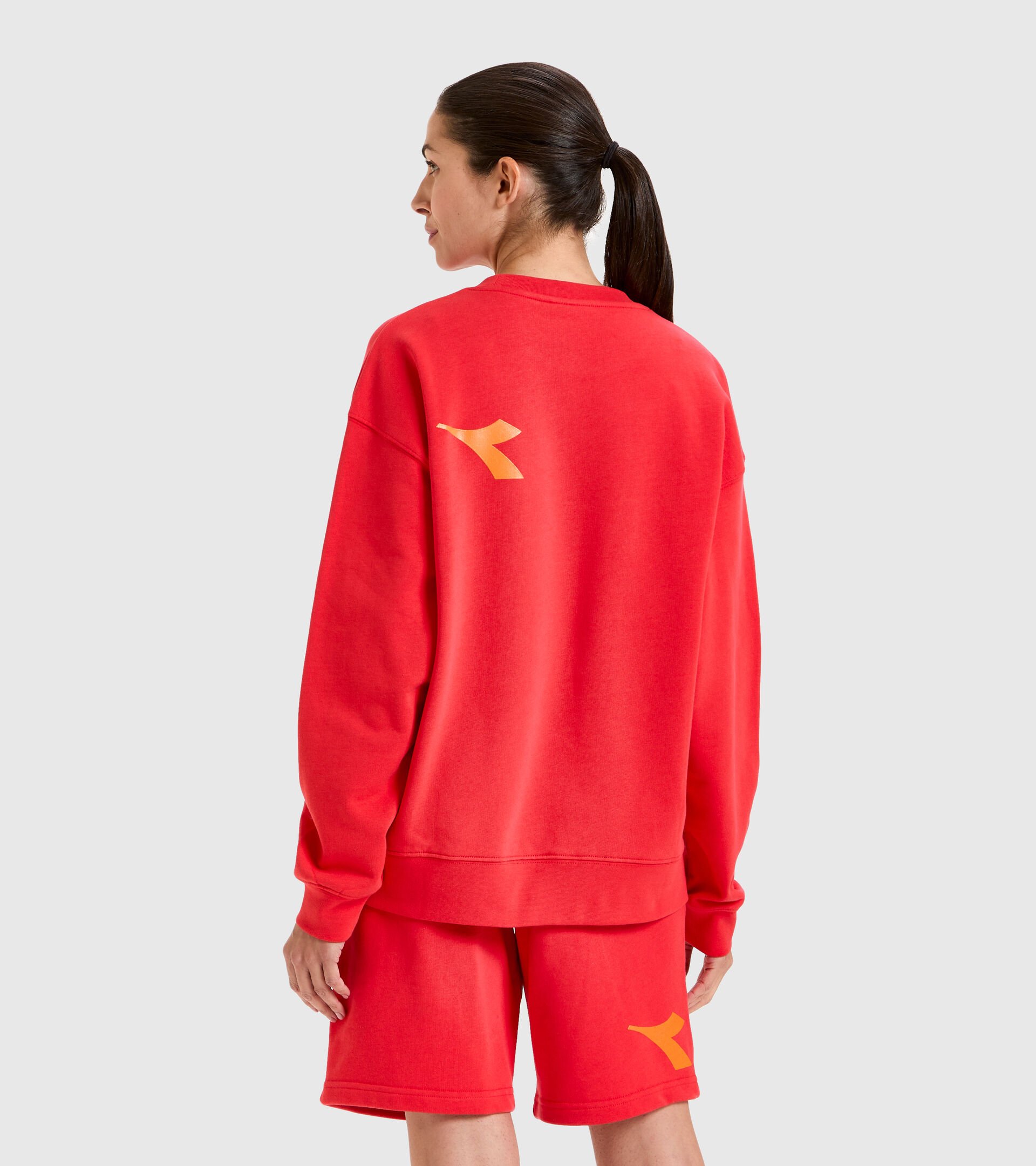 Rundhals-Sweatshirt aus aufgerauter Baumwolle - Unisex SWEATSHIRT CREW MANIFESTO MOHNBLUME ROT - Diadora