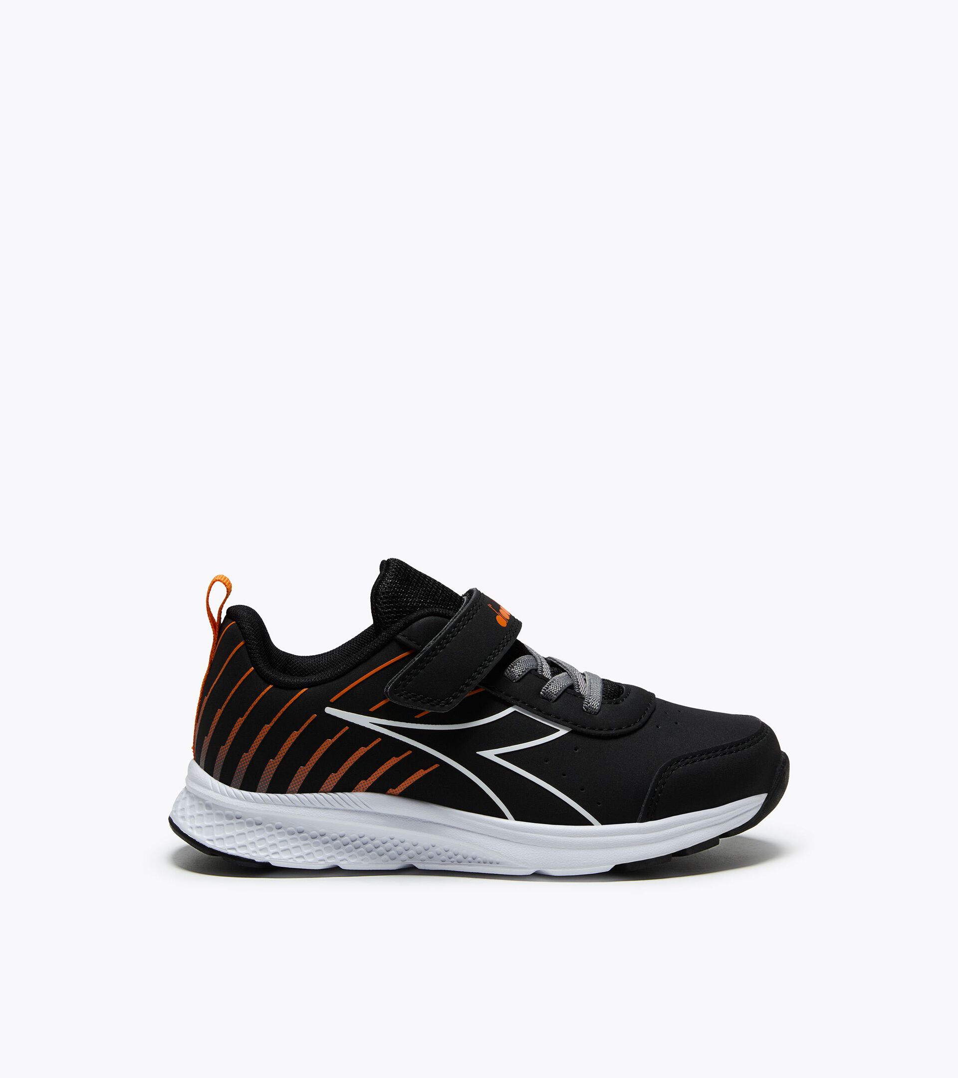 Running shoes - Boys and girls FALCON 6 SL JR V BLACK/WHITE/ORANGE - Diadora