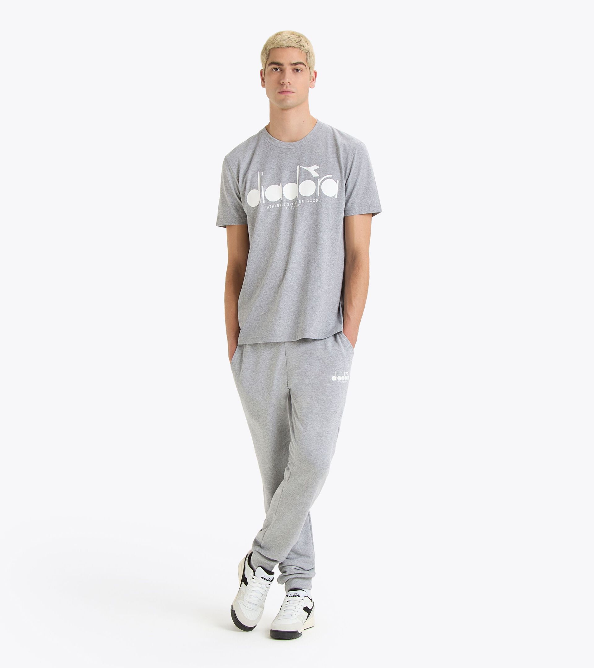 T-shirt - All-Gender T-SHIRT SS LOGO HIGH RISE MELANGE - Diadora