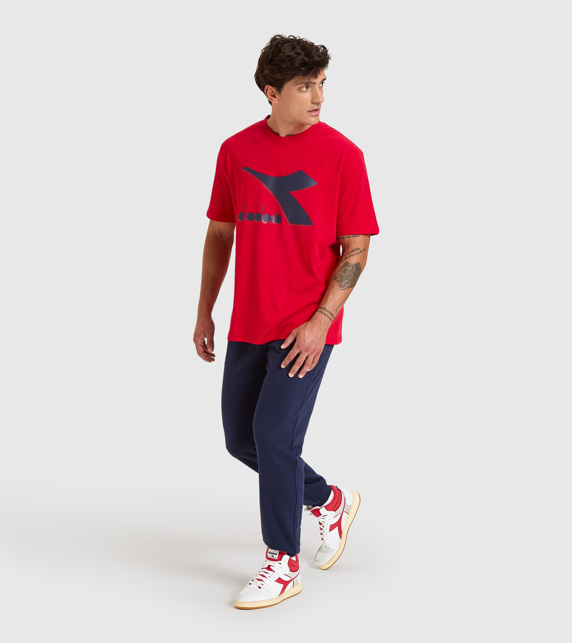 T-shirt - Men T-SHIRT SS SHIELD TANGO RED - Diadora