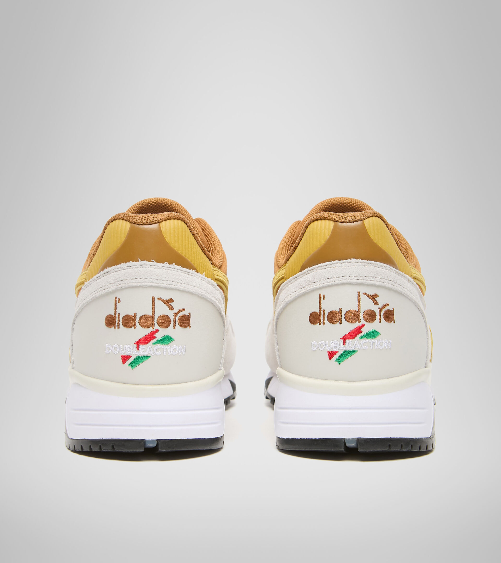 Sports shoes - Men N9002 OVERLAND WHITE/SUDAN BROWN - Diadora