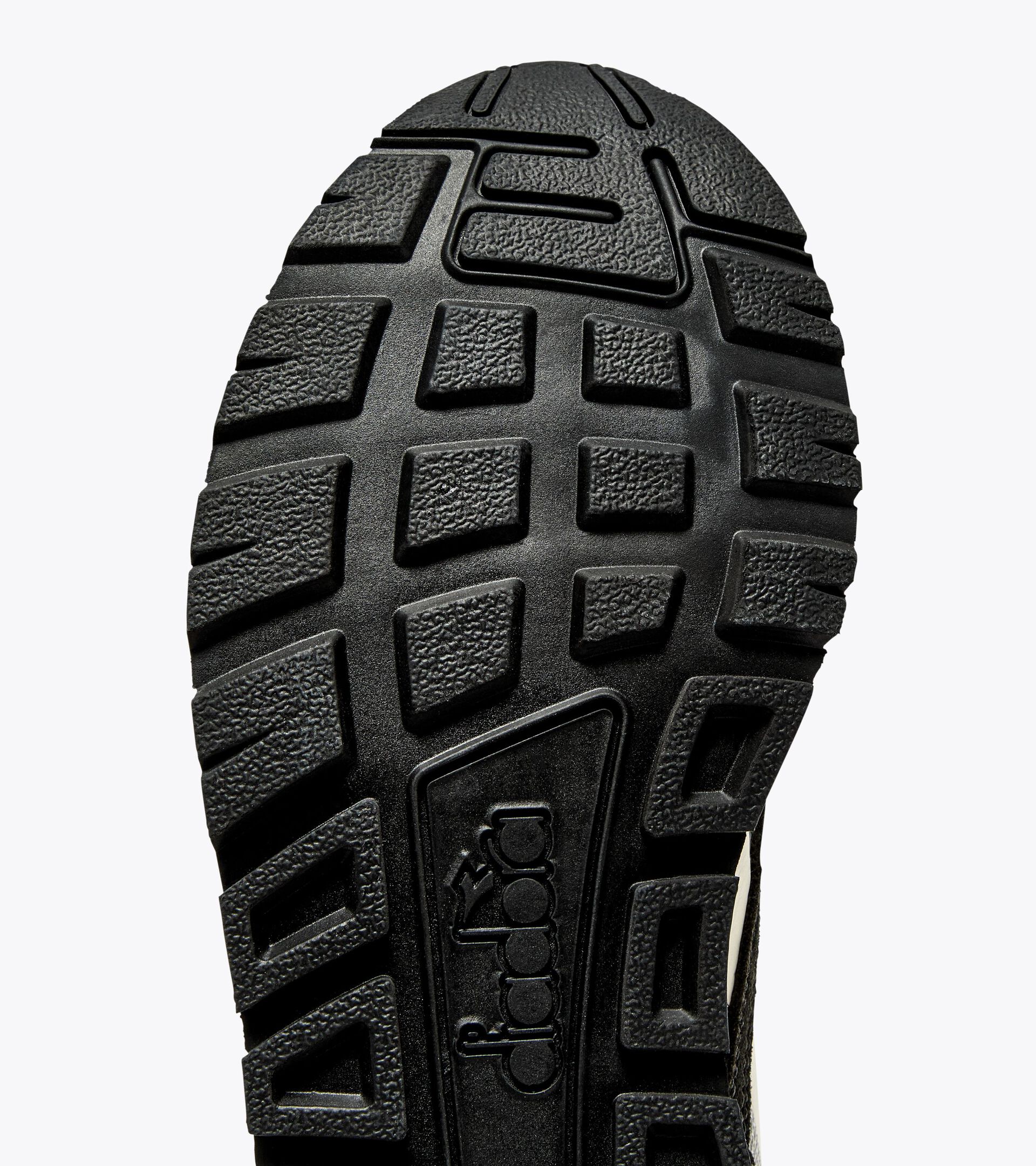 Sports sneakers - All-Gender
 N.92 ADVANCE FOREST NIGHT/GLACIER GRAY - Diadora