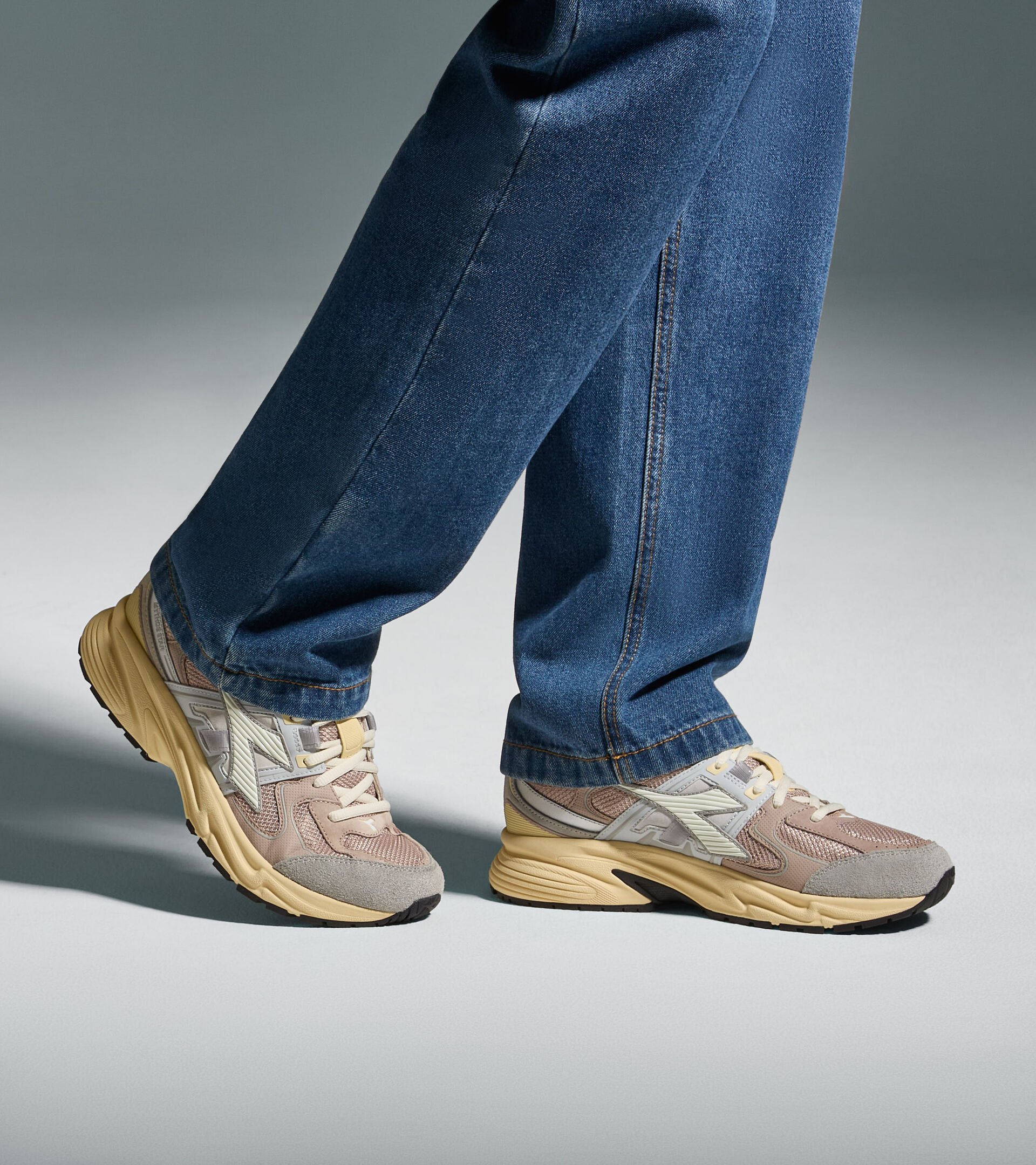 Zapatilla deportiva - Para todos los géneros MYTHOS STAR M2 STONE TURMALINA - Diadora