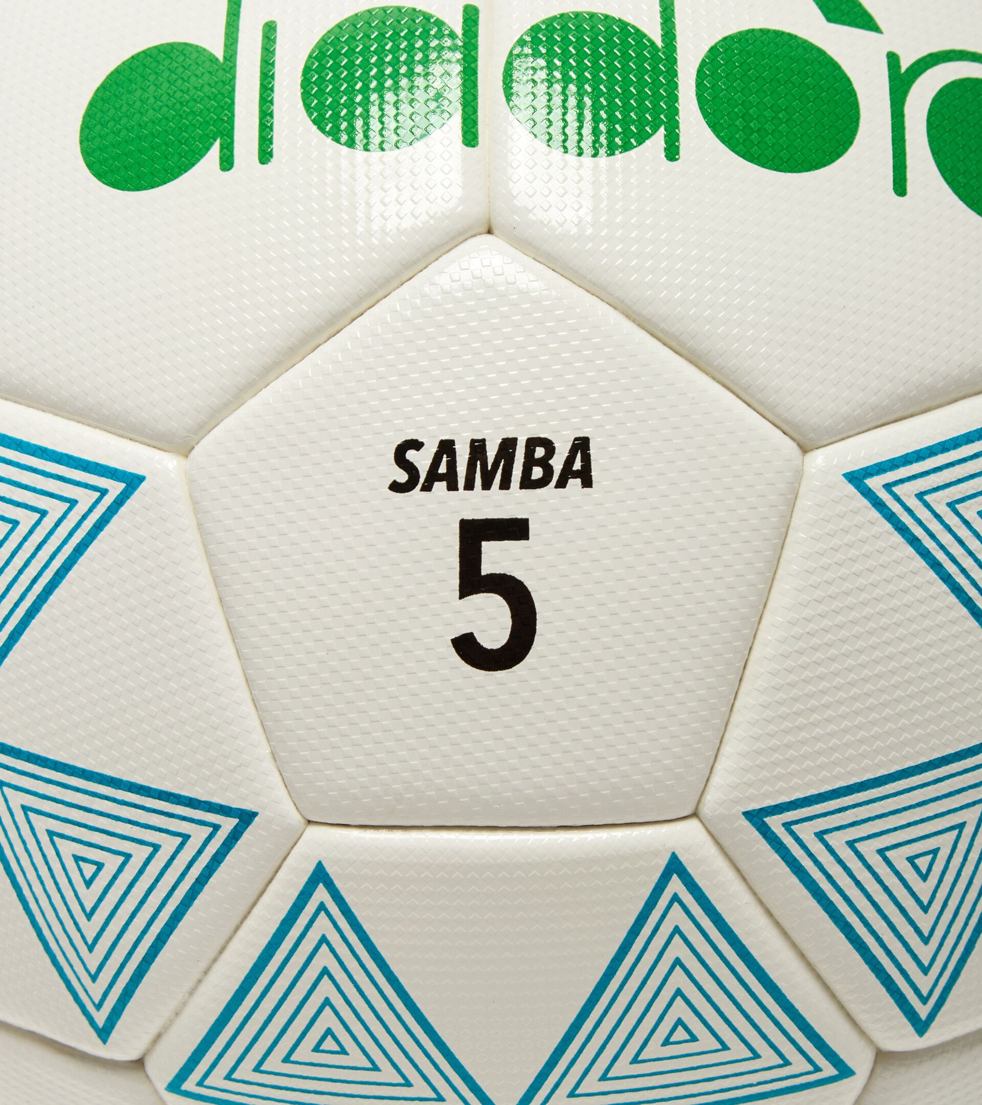 Soccer ball - size 5 SAMBA 5 WHITE /BLUE JEWEL - Diadora
