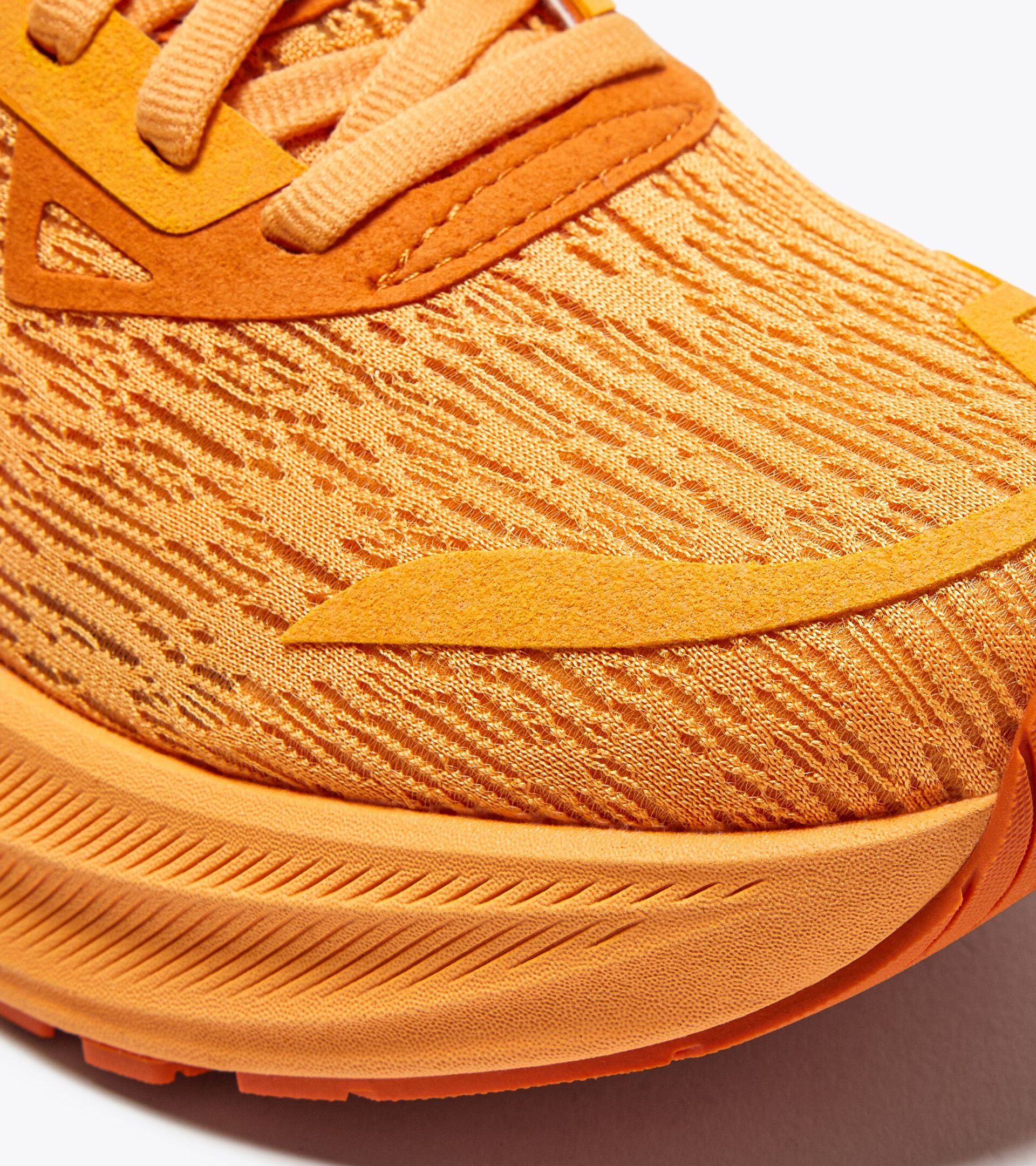 Running shoe - Comfort and stability - Women&rsquo;s NUCLEO 2 W BLAZING ORANGE/EXUBERANCE - Diadora