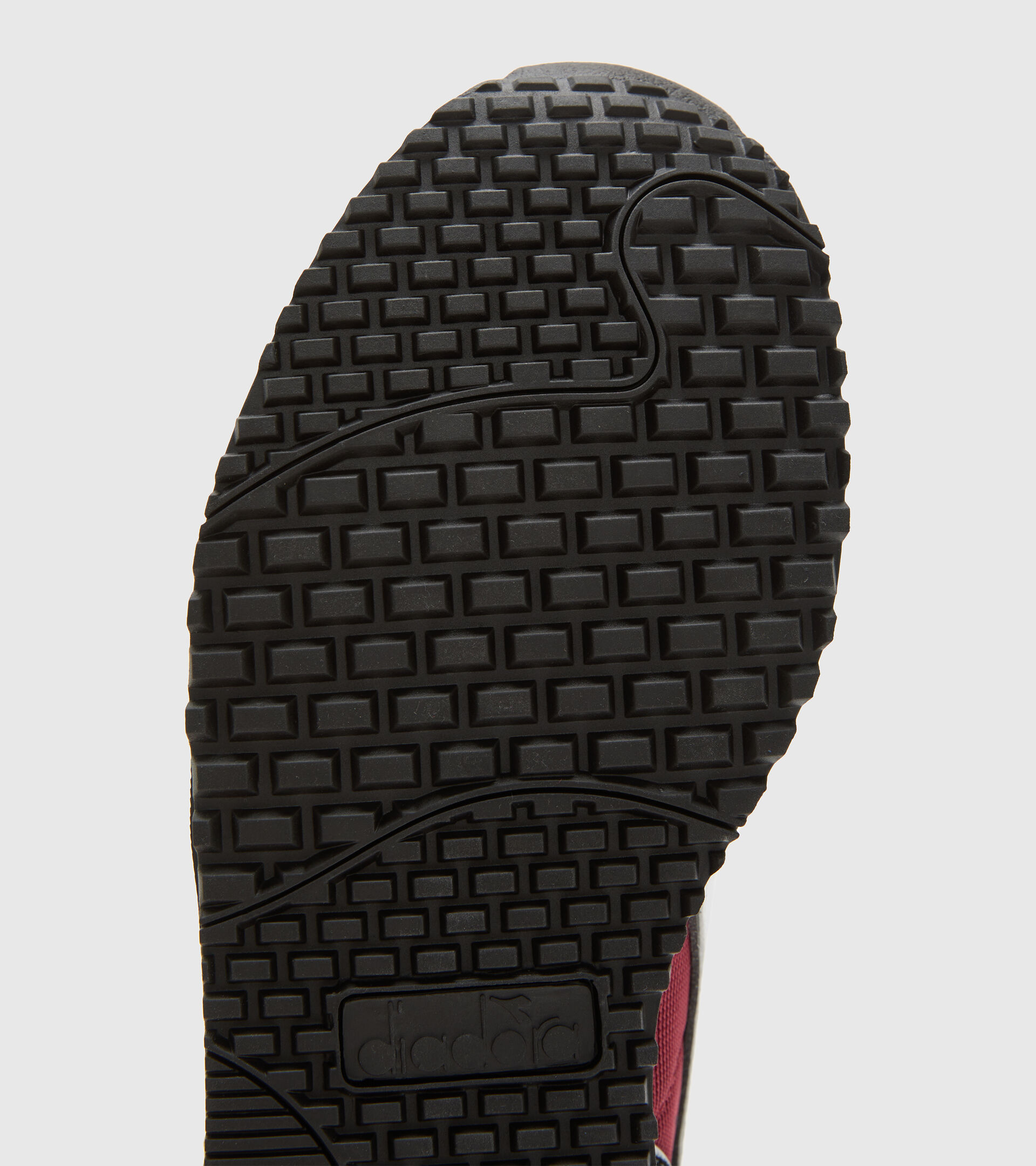 Sports shoe - Men TITAN RHUBARB/BLACK - Diadora