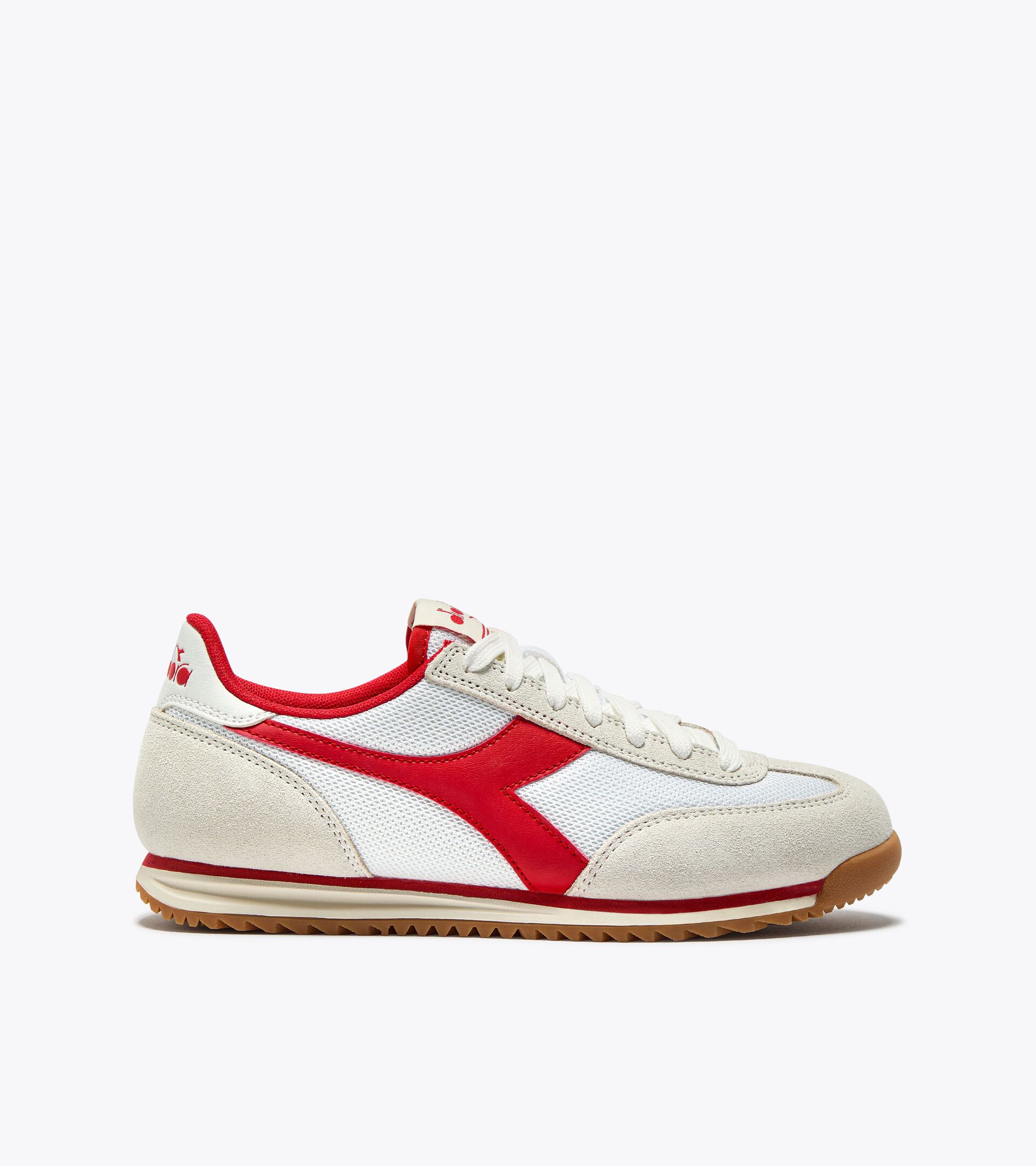 Sneaker in pelle scamosciata low profile - Per ogni genere CROSS BIANCO/ROSSO LAVA FUSO - Diadora